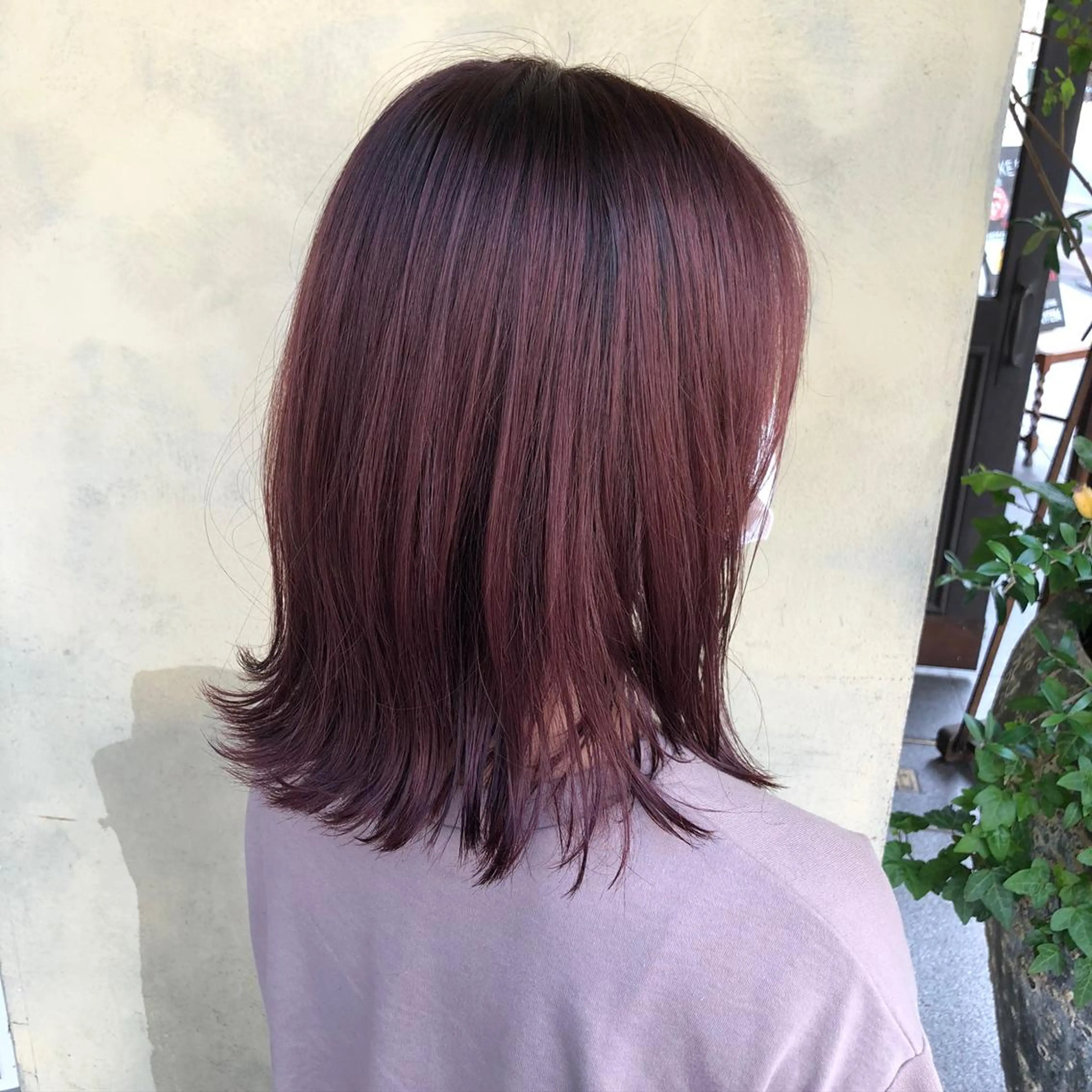 ミディアム カラー newi saLyu 今井海斗のヘアスタイル