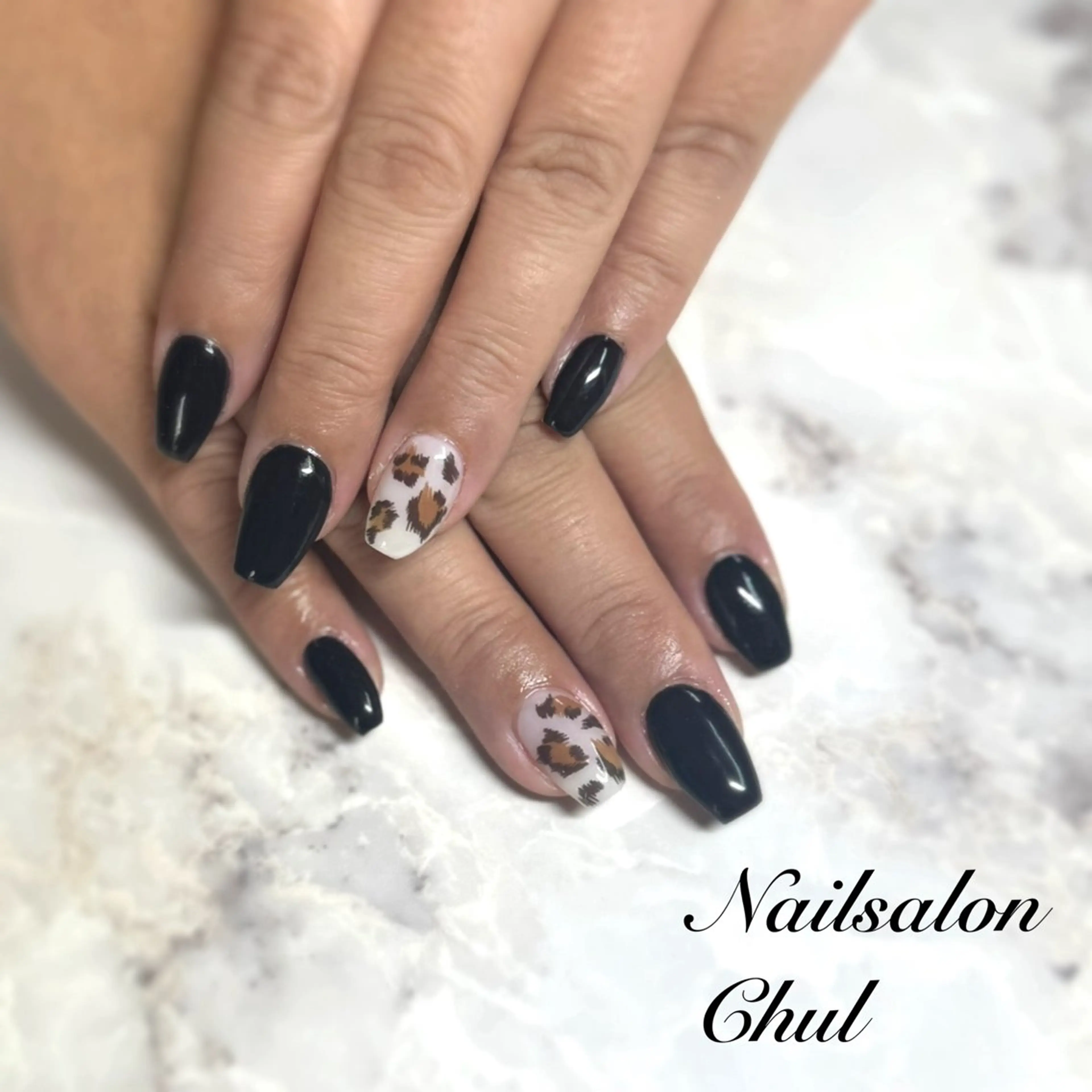 ネイル アニマル柄 ハンドネイル ネイルサロン チュルのネイルデザイン