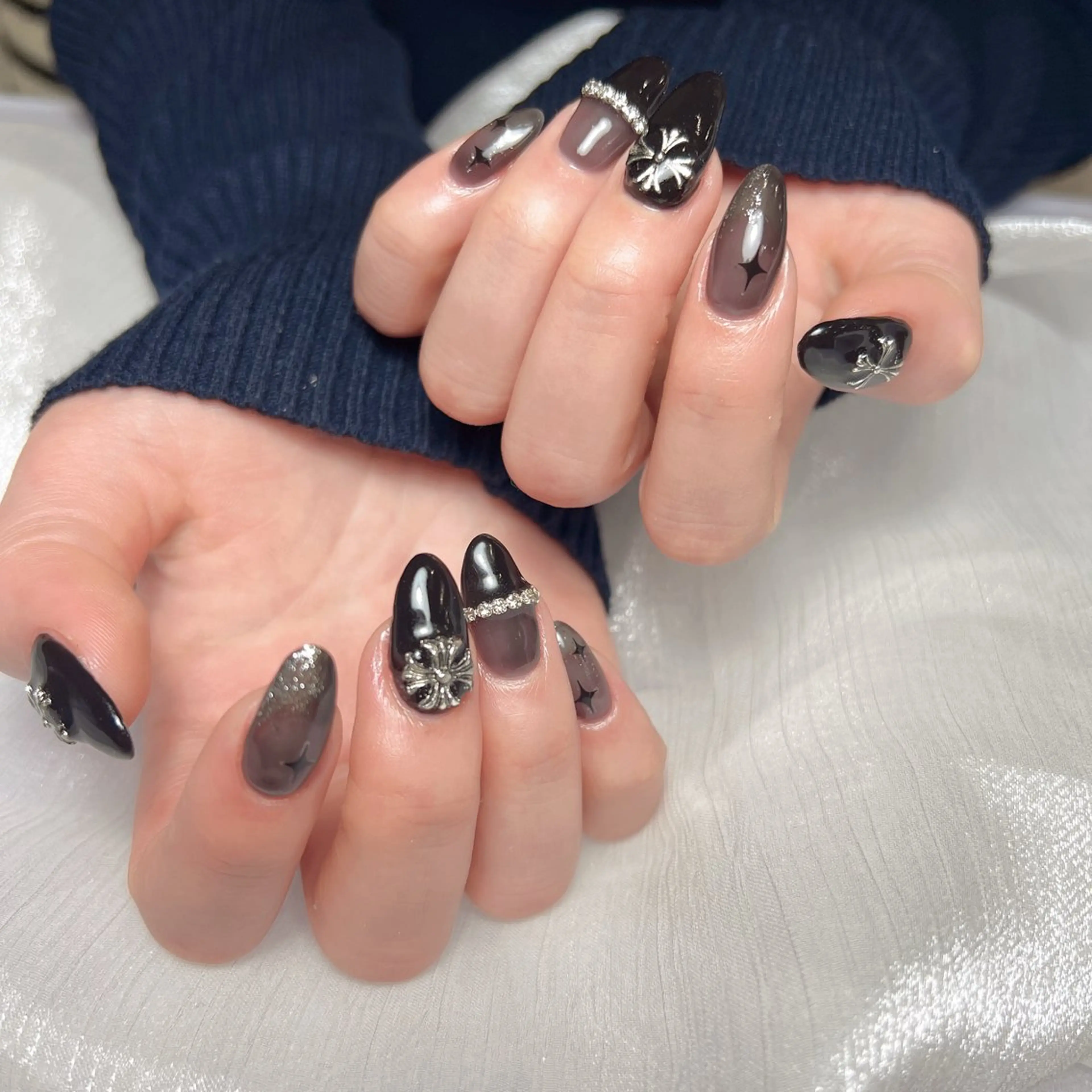 ネイル 長さ出し フットネイル フレンチネイル ガラスフレンチ グラデーション ハンドネイル M2beauty Renaのネイルデザイン