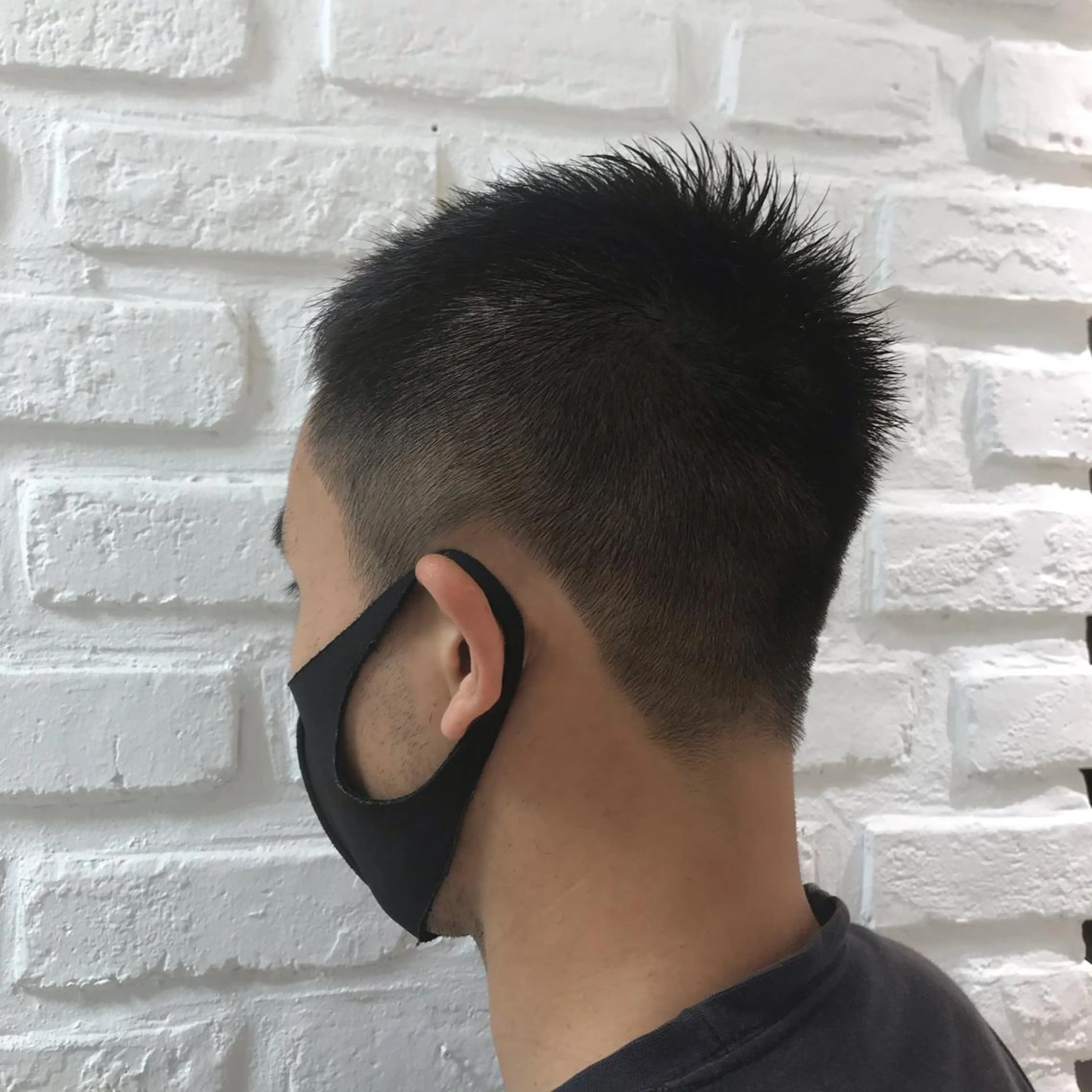 ショート メンズ モヒカン ソフトモヒカン カット 暖色カラー💜 中山由梨のヘアスタイル