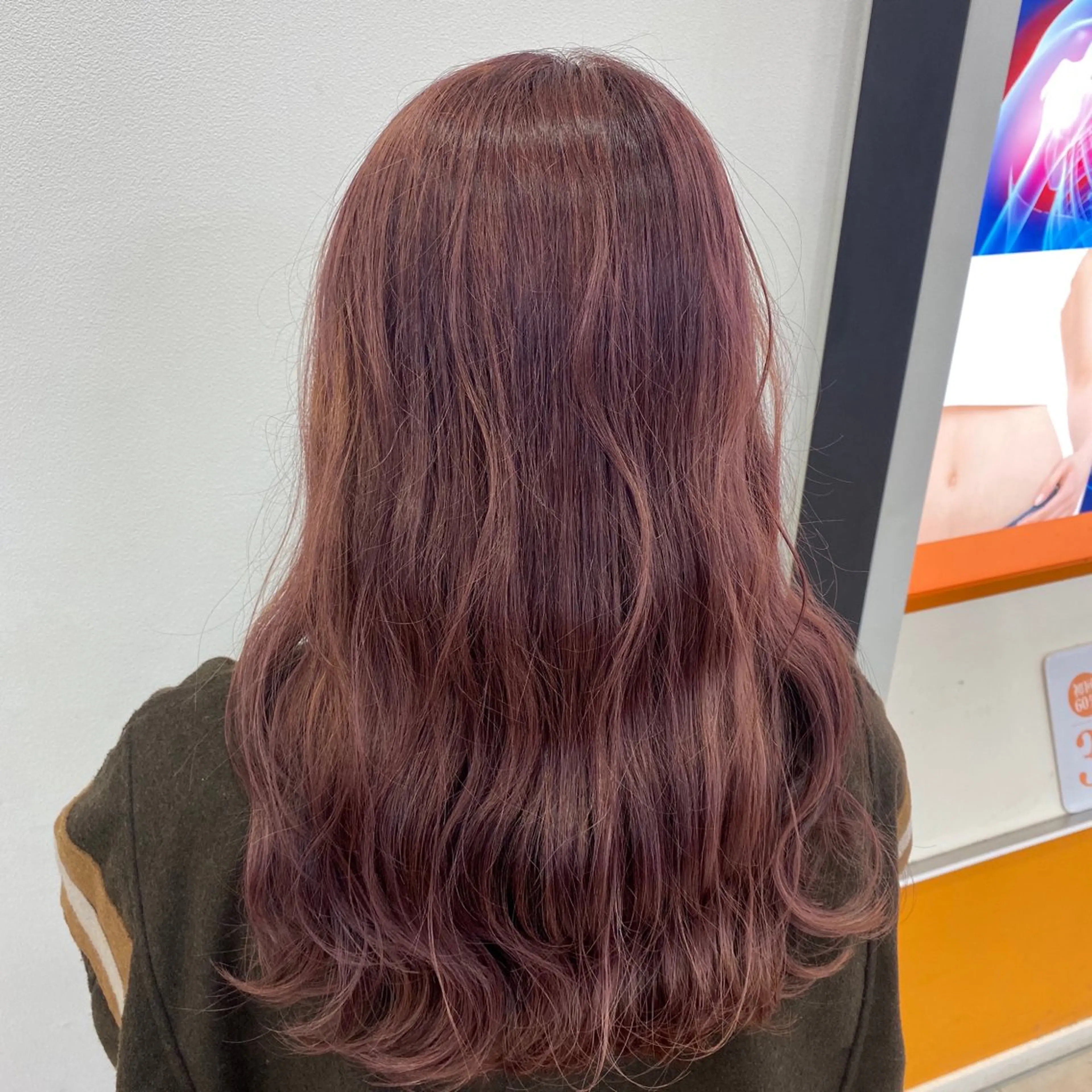 カラー ニュアンスパーマ 曲がる縮毛矯正　爲石のヘアスタイル