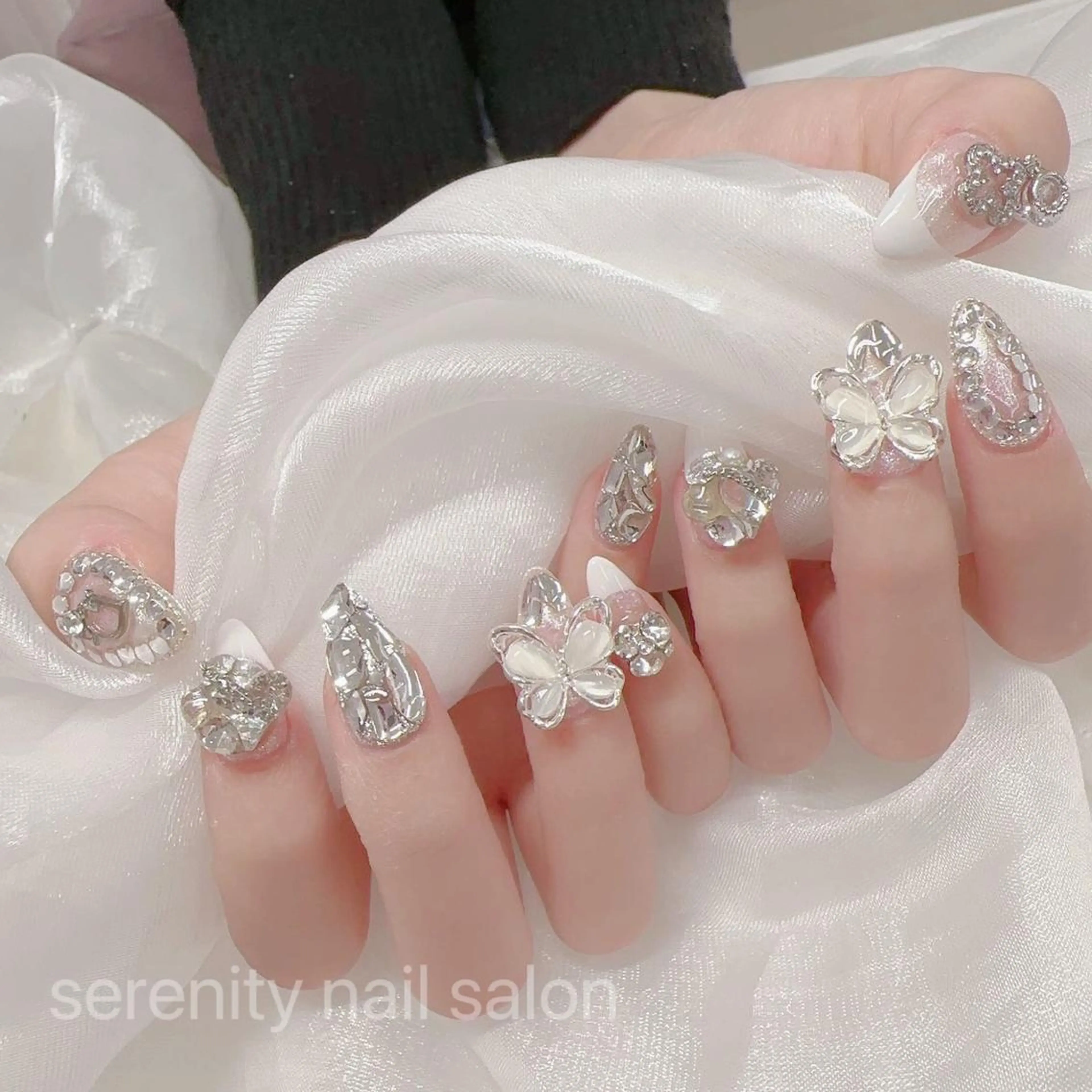 ネイル ハンドネイル ハンドケア ✨Serenity ワンホンネイルのネイルデザイン