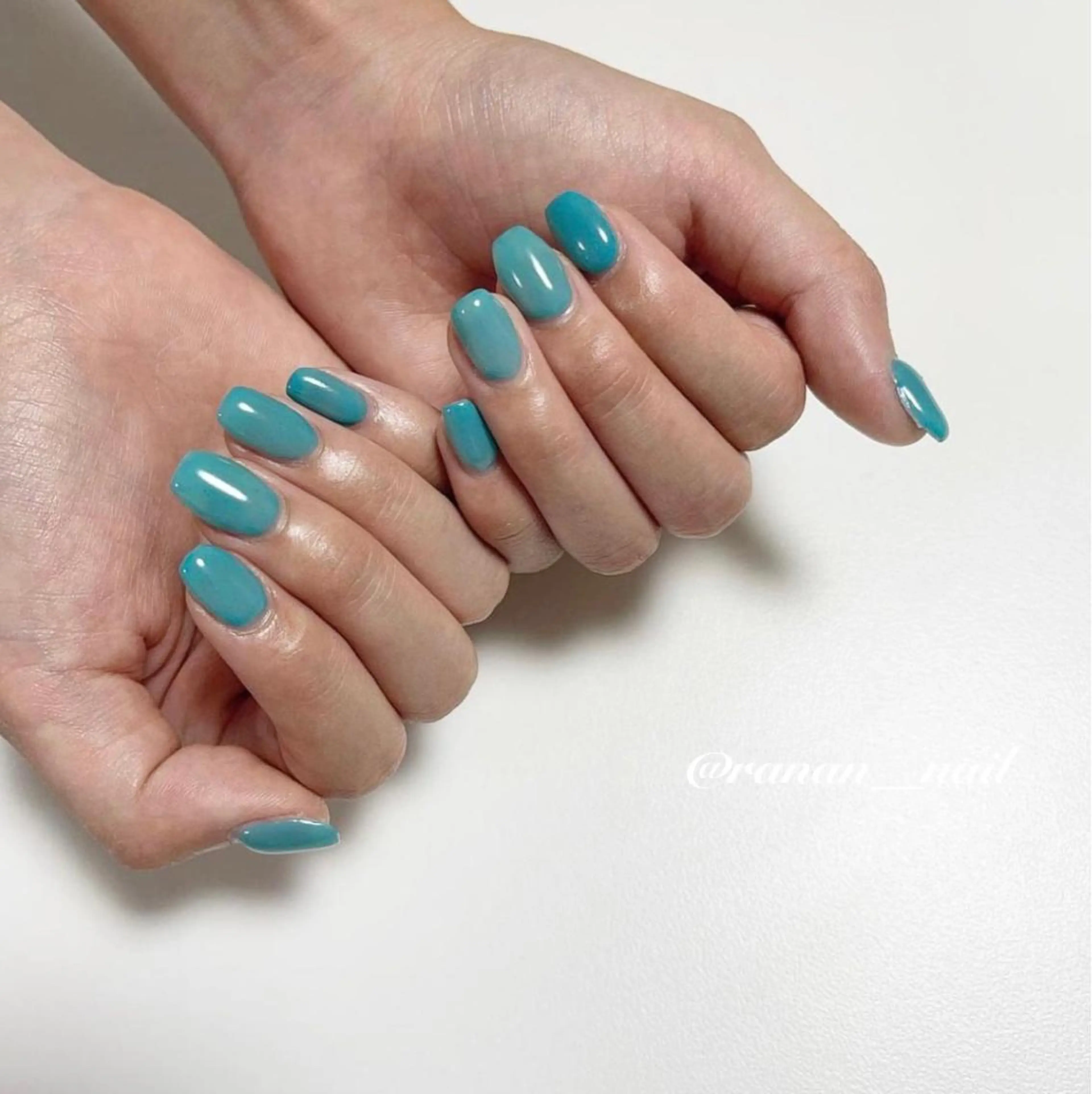 ネイル ハンドネイル 𝓇𝒶𝓃𝒶𝓃 𝓃𝒶𝒾𝓁のネイルデザイン