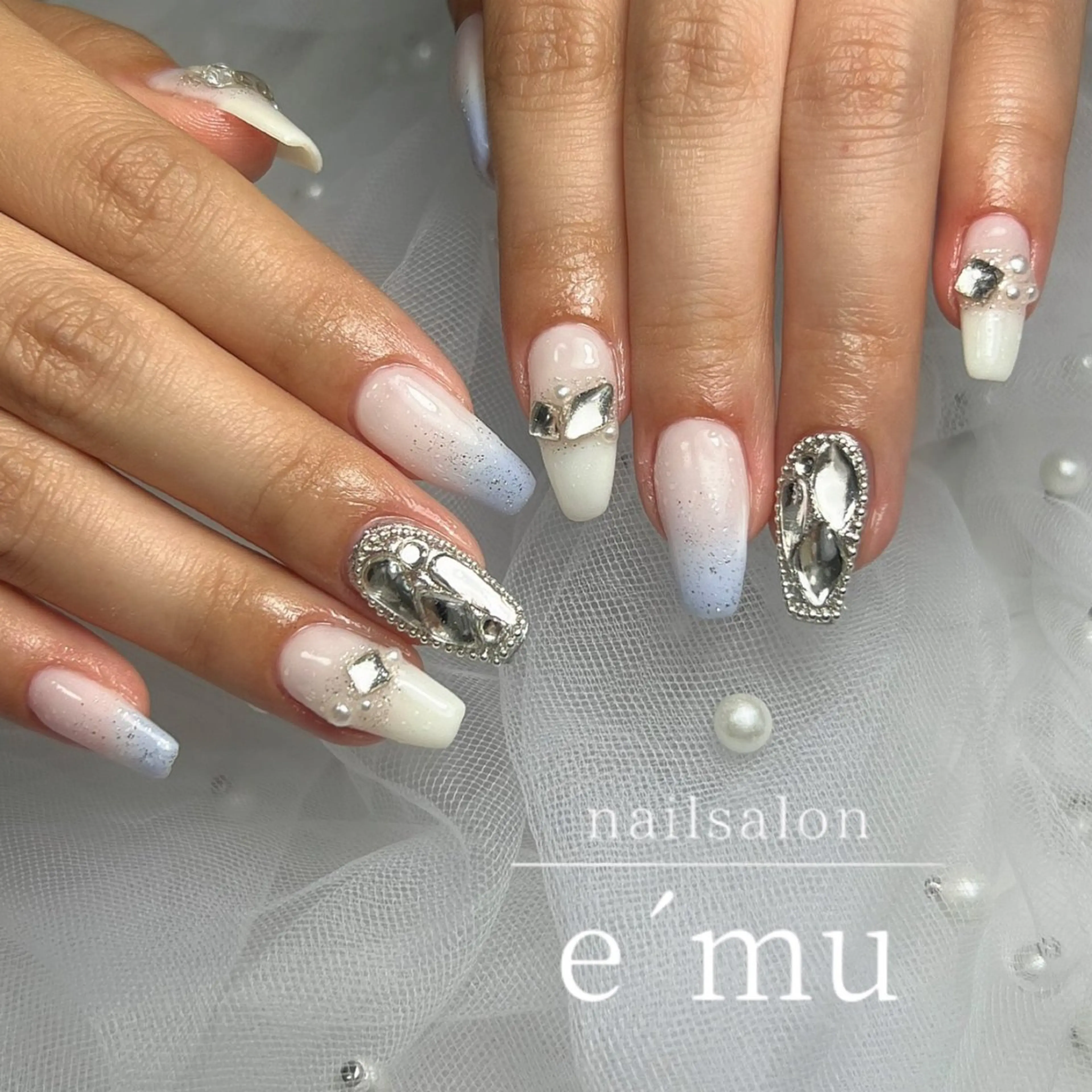 ネイル ワンホンネイル ハンドネイル nailsalon e´muのネイルデザイン