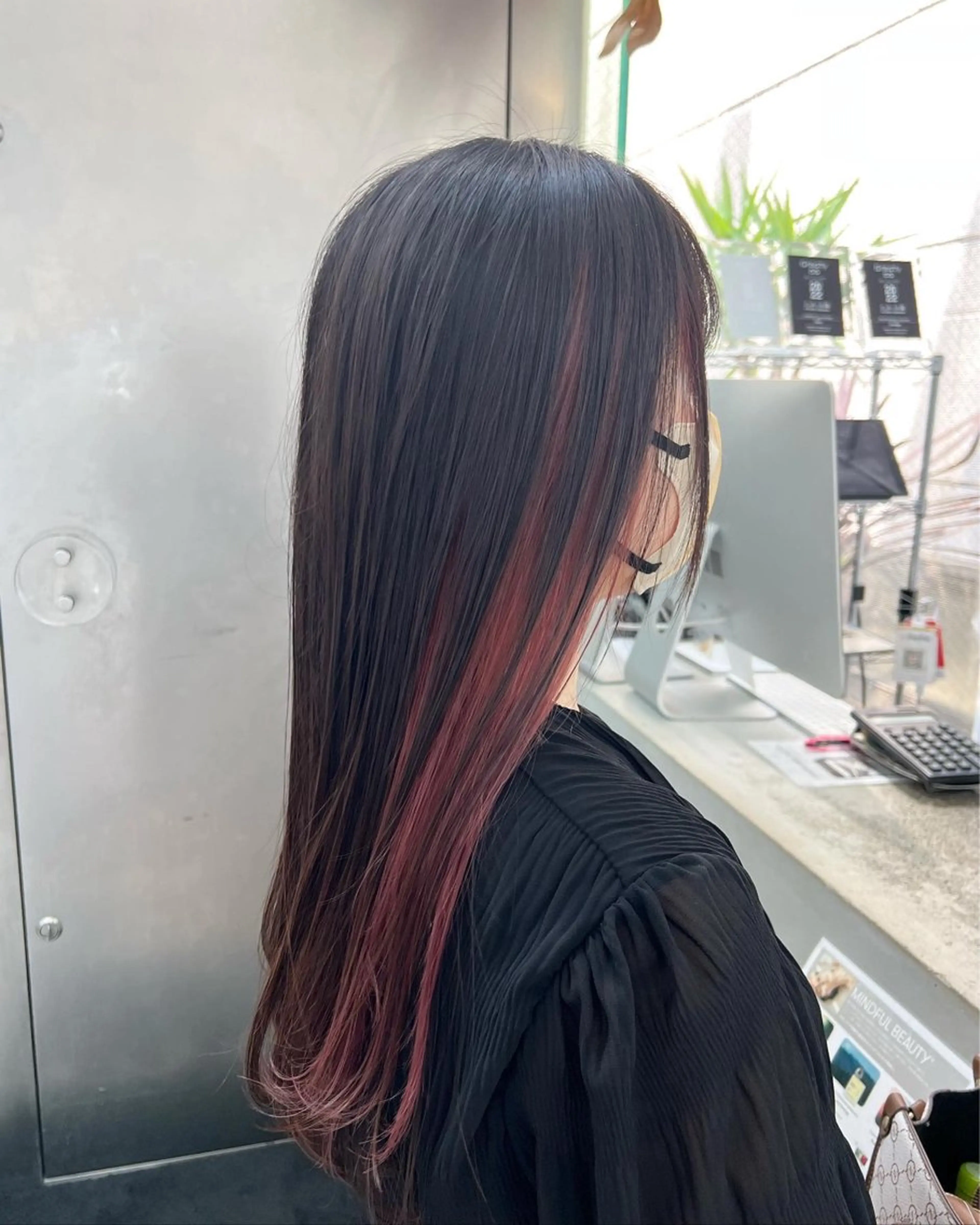 ロング カラー ブリーチ オレンジ オレンジピンク ピンクカラー ヘアカラー トリートメント インナーカラー/天神 ブリーチ/吉田のヘアスタイル