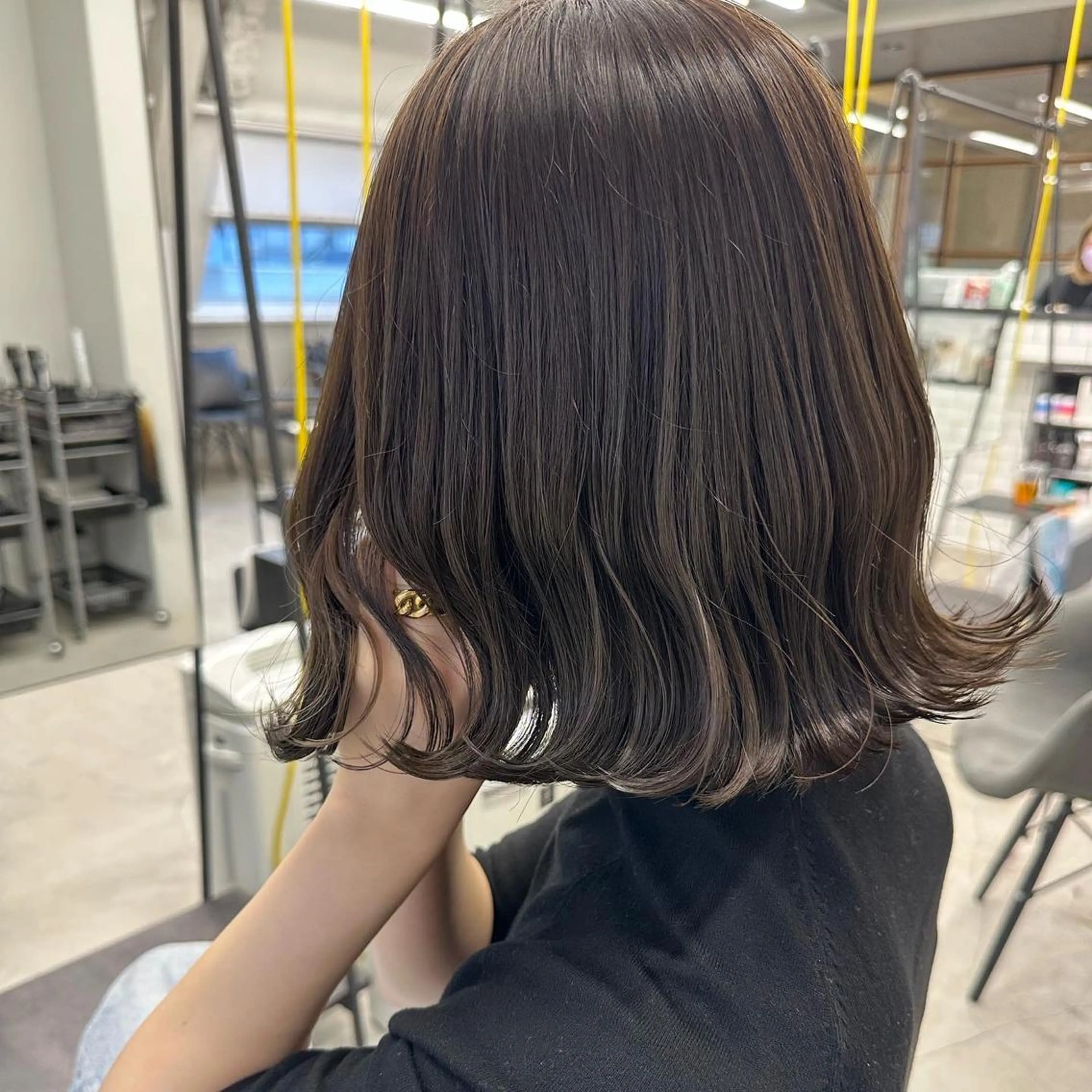 ミディアム カラー カット ヘアカラー トリートメント ✨大人韓国風レイヤー ✨吉原 潤✨のヘアスタイル