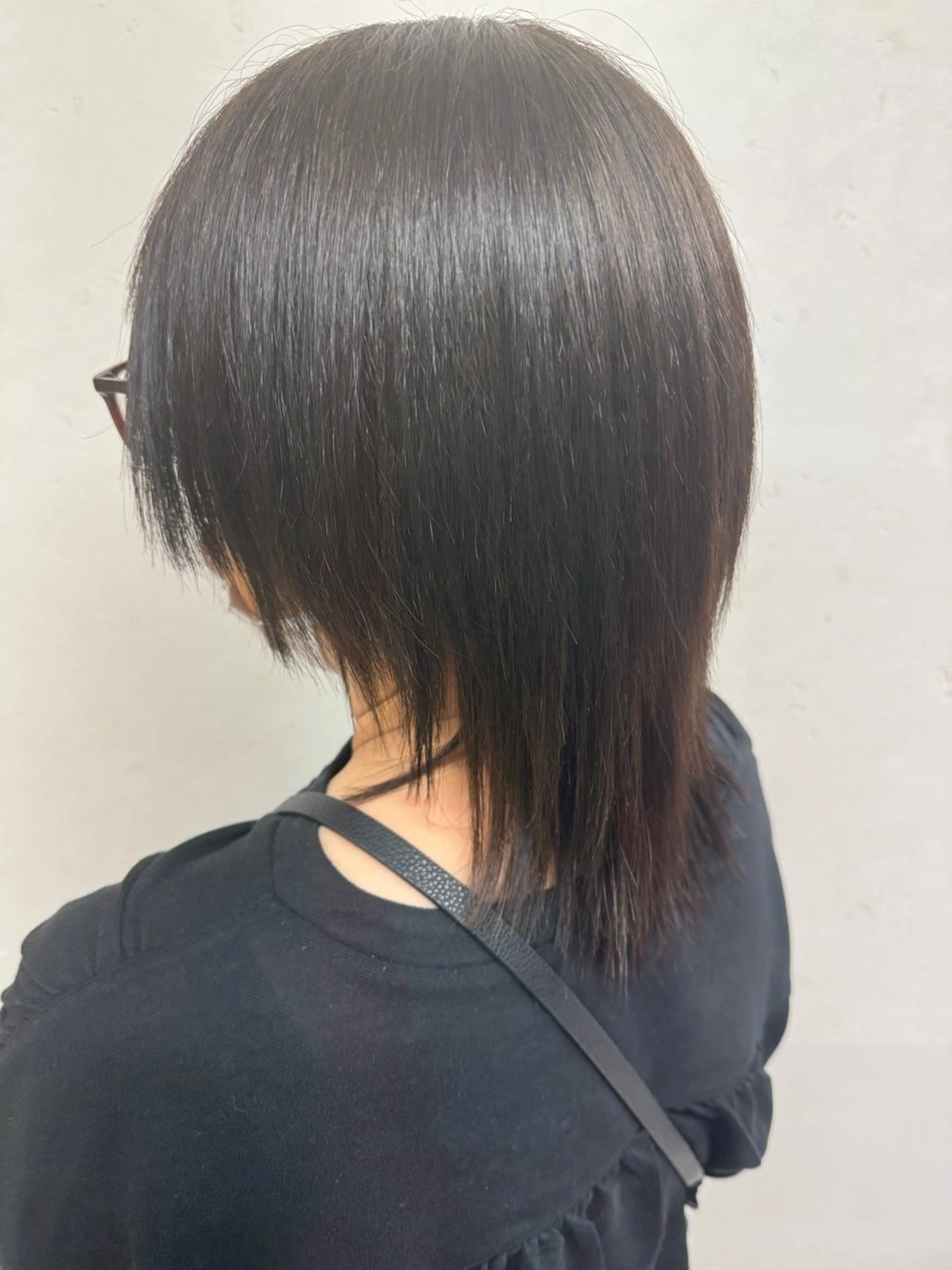 セミロング カット 縮毛矯正 トリートメント 吉田 眞のヘアスタイル