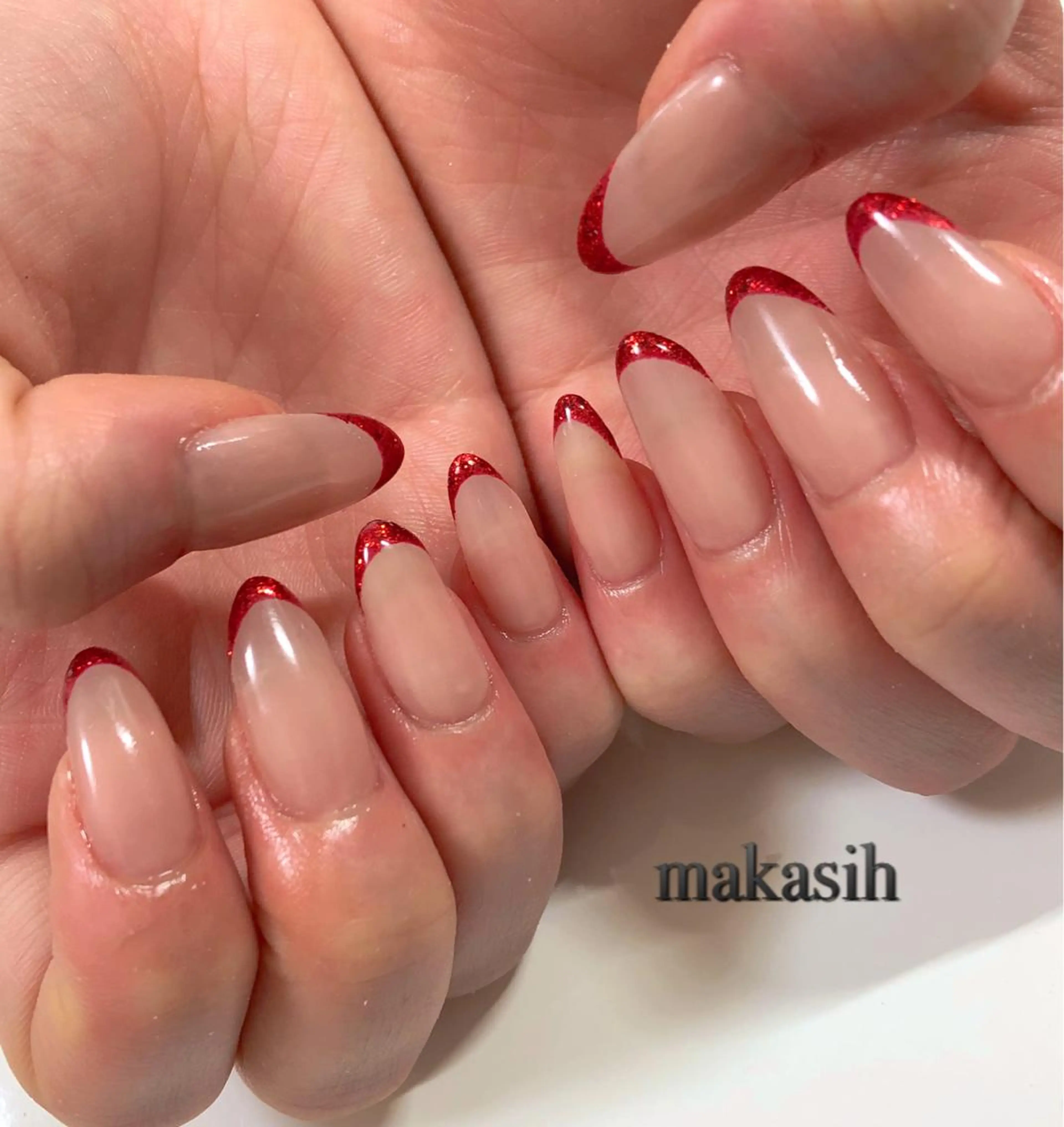 ネイル フレンチネイル ラメ(グリッター) 赤色 シンプルネイル 濱田 美菜子のエステ・リラクイメージ