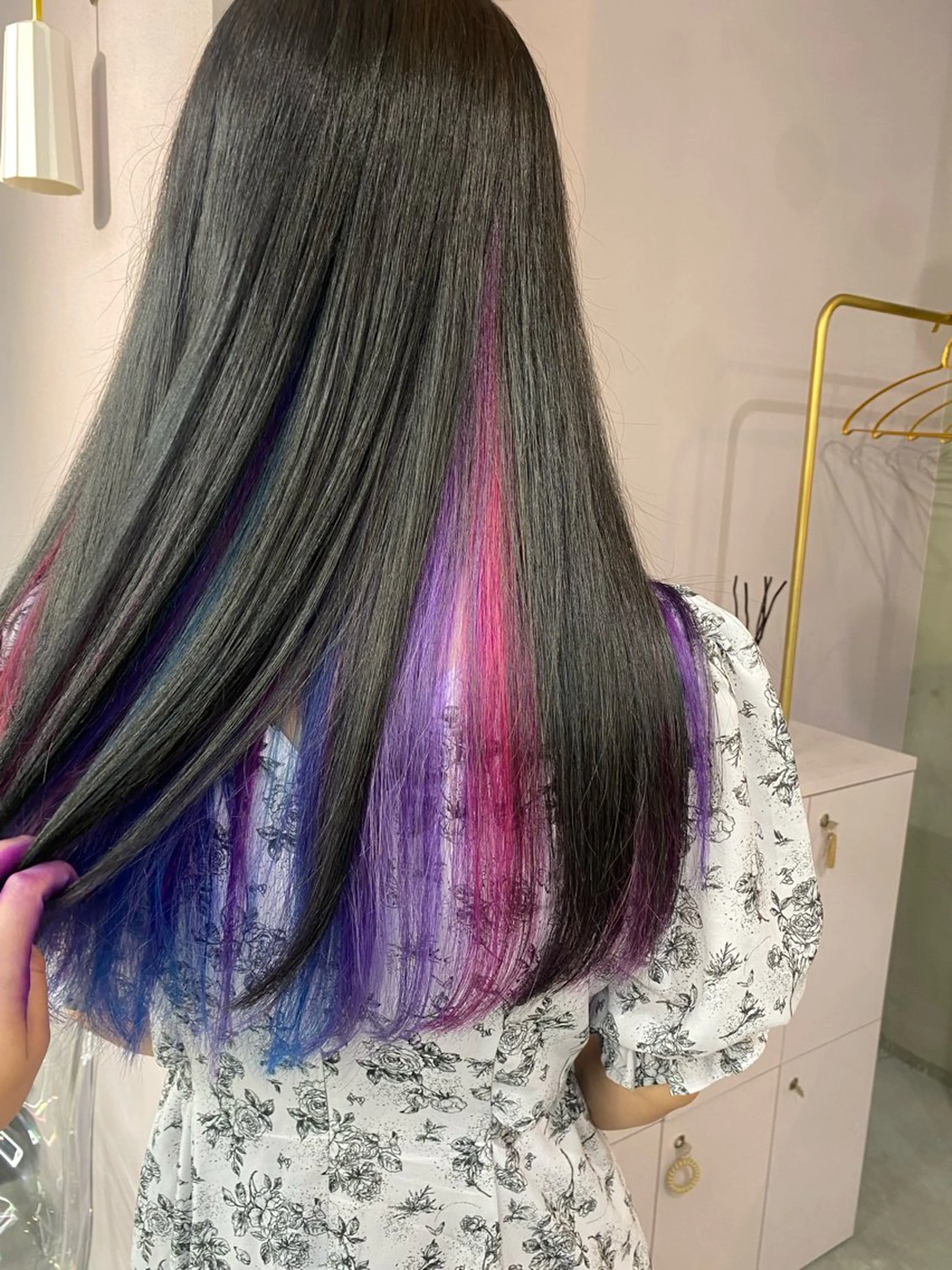 ロング カラー ヘアカラー qulim所属・前橋 姫奈のヘアスタイル