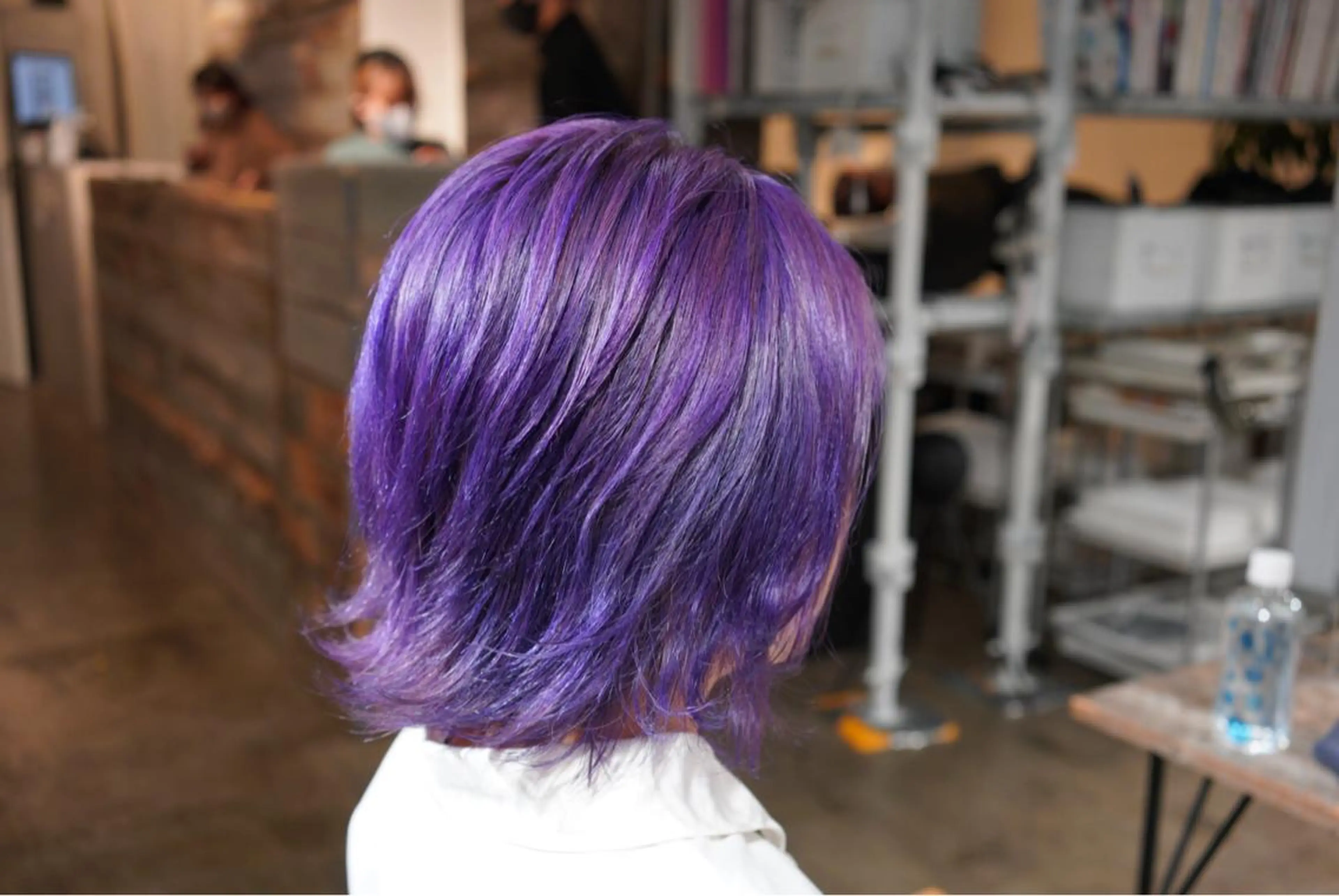 ショート カラー パープルカラー ヘアカラー トリートメント ハイトーン/レイヤー /ケアブリーチ石川治のヘアスタイル