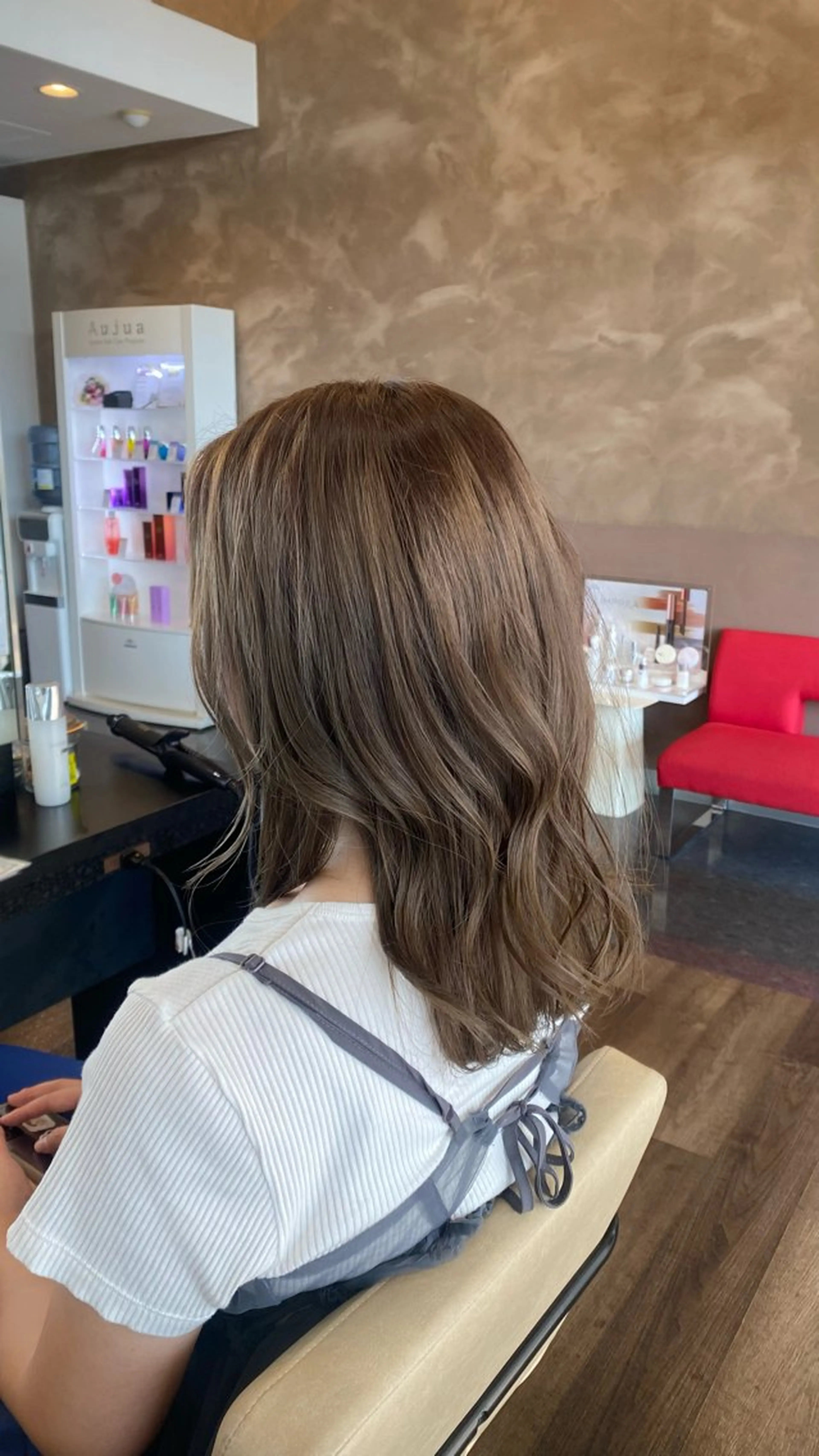 セミロング カラー グレージュ オリーブグレージュ オリーブグレー ヘアカラー トリートメント STYLE所属・山本 勝巳のヘアスタイル