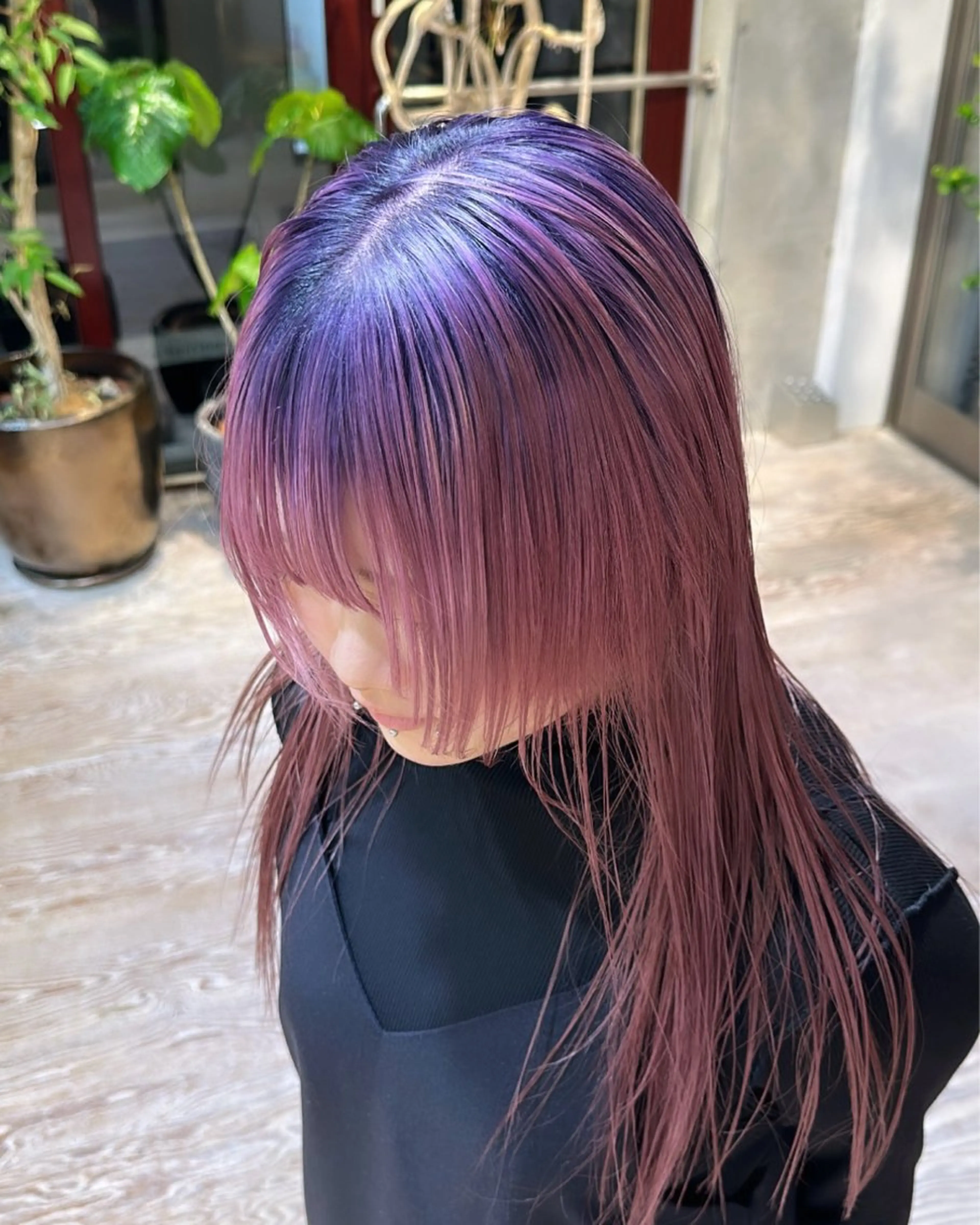 セミロング カラー 抜きっぱなしブロンド ササキカズマのヘアスタイル