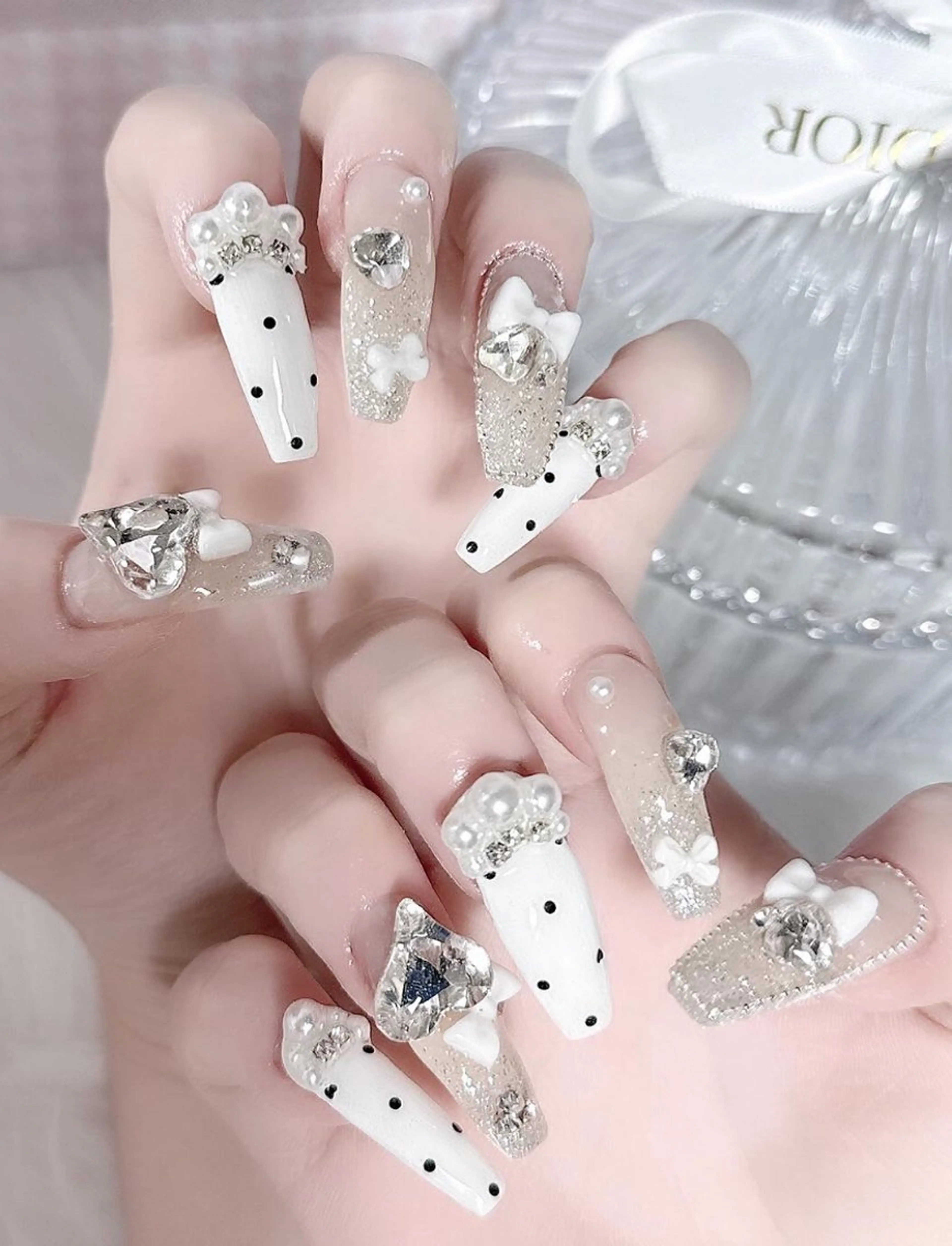 ネイル アートネイル ジェルネイル グラデーション マグネットネイル ニュアンスネイル ハンドネイル Ryu Nail Studio所属・Ryu Nail 新大久保のネイルデザイン