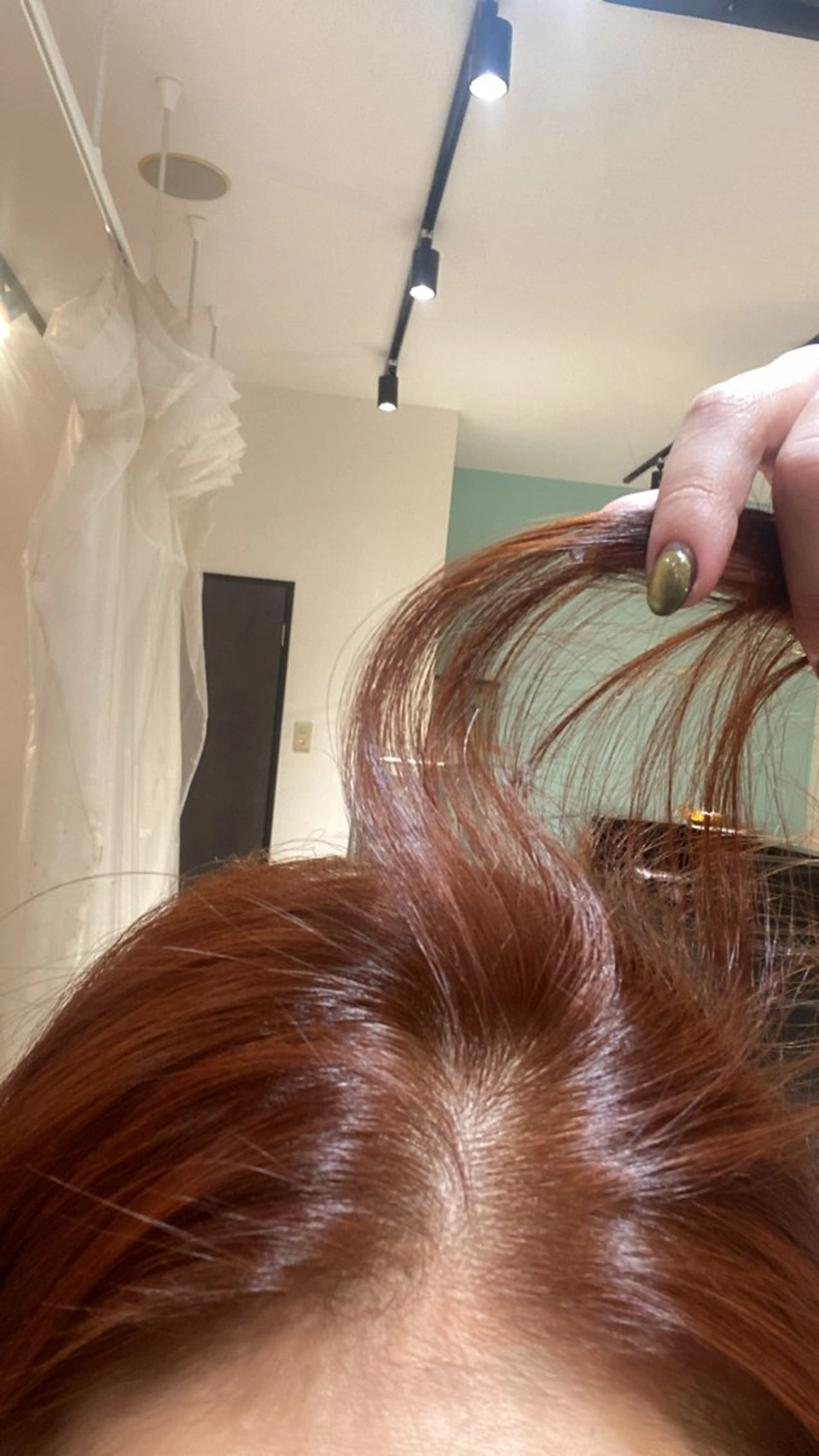 カラー オレンジ MATTY azusaのヘアスタイル