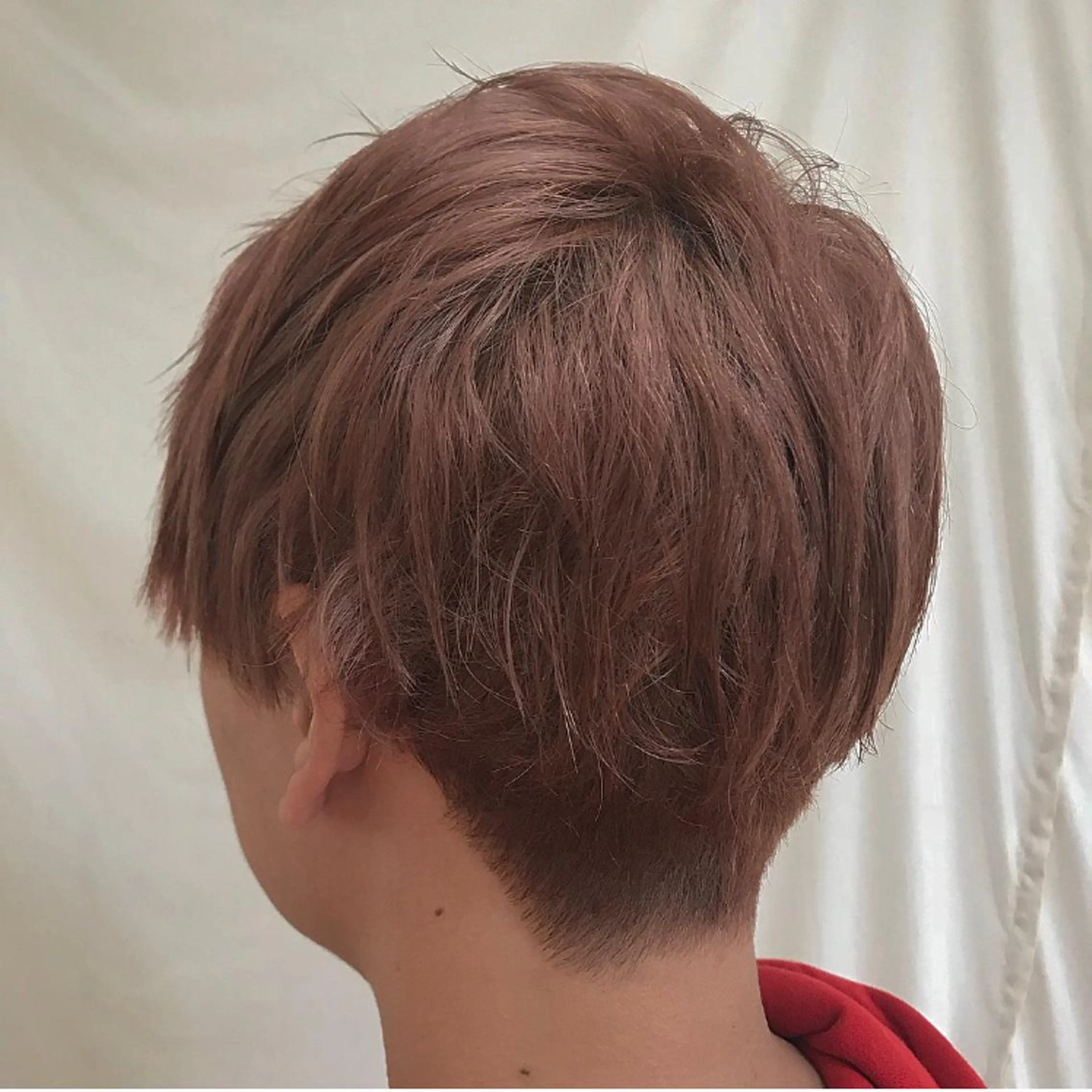 カラー メンズ ベージュカラー ピンクカラー ピンクベージュ カット Konatsu /似合わせスタイルのヘアスタイル