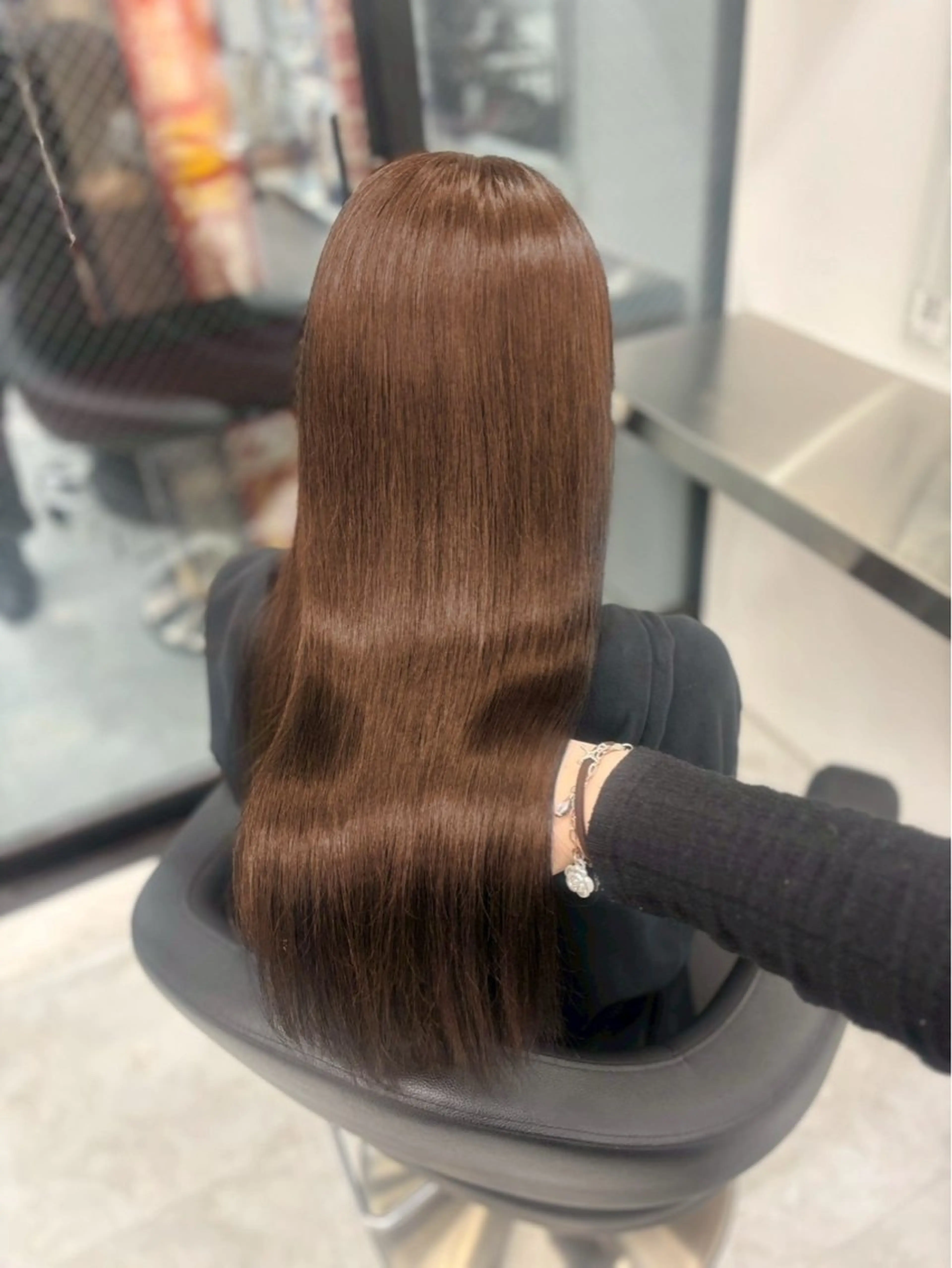 ロング カラー ヘアカラー トリートメント 上品モテヘア💍🤎 karen💍🤎のヘアスタイル