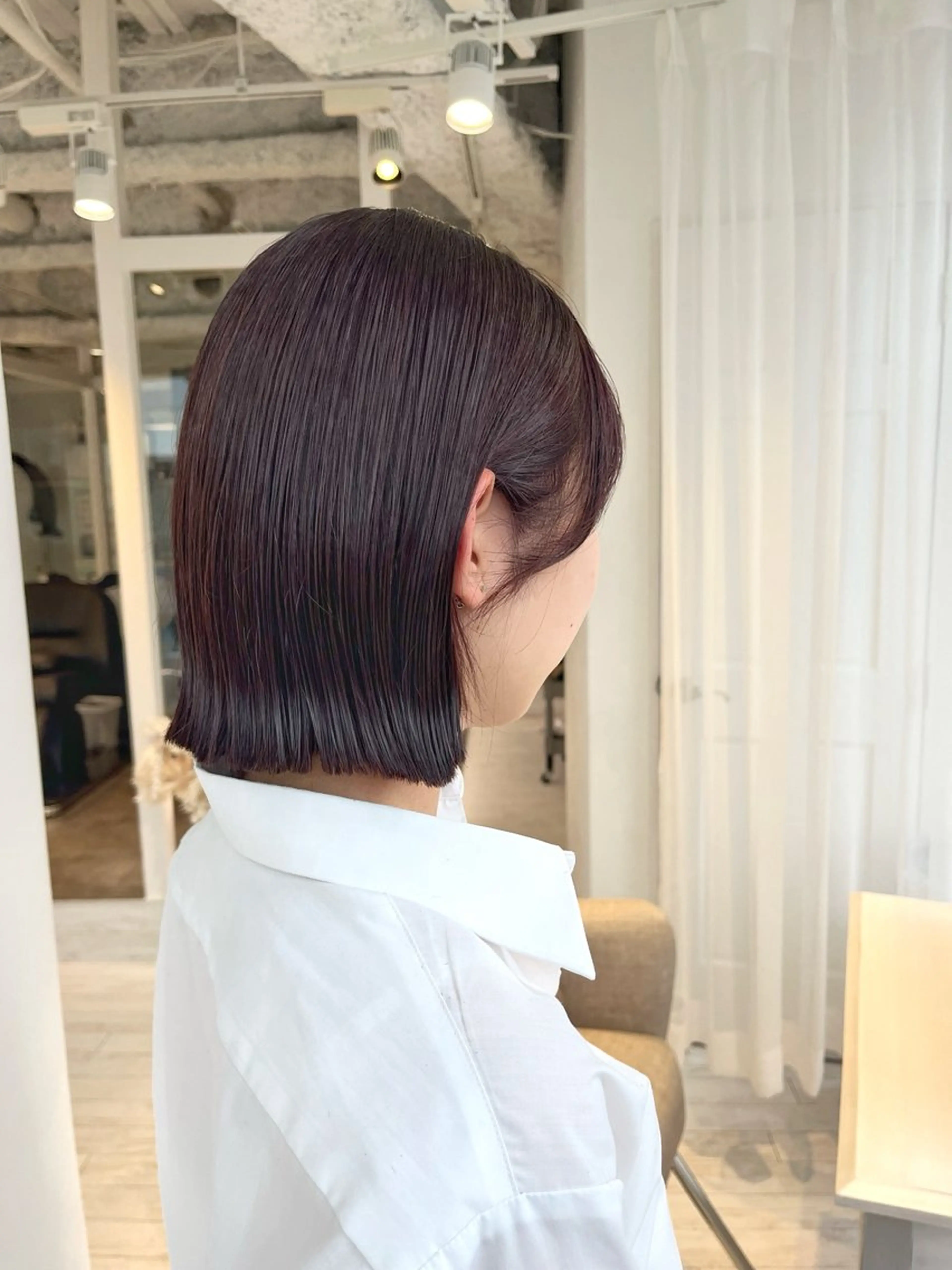 ショート ピンクブラウン ボブ カット ヘアカラー 村上 茉莉花のヘアスタイル