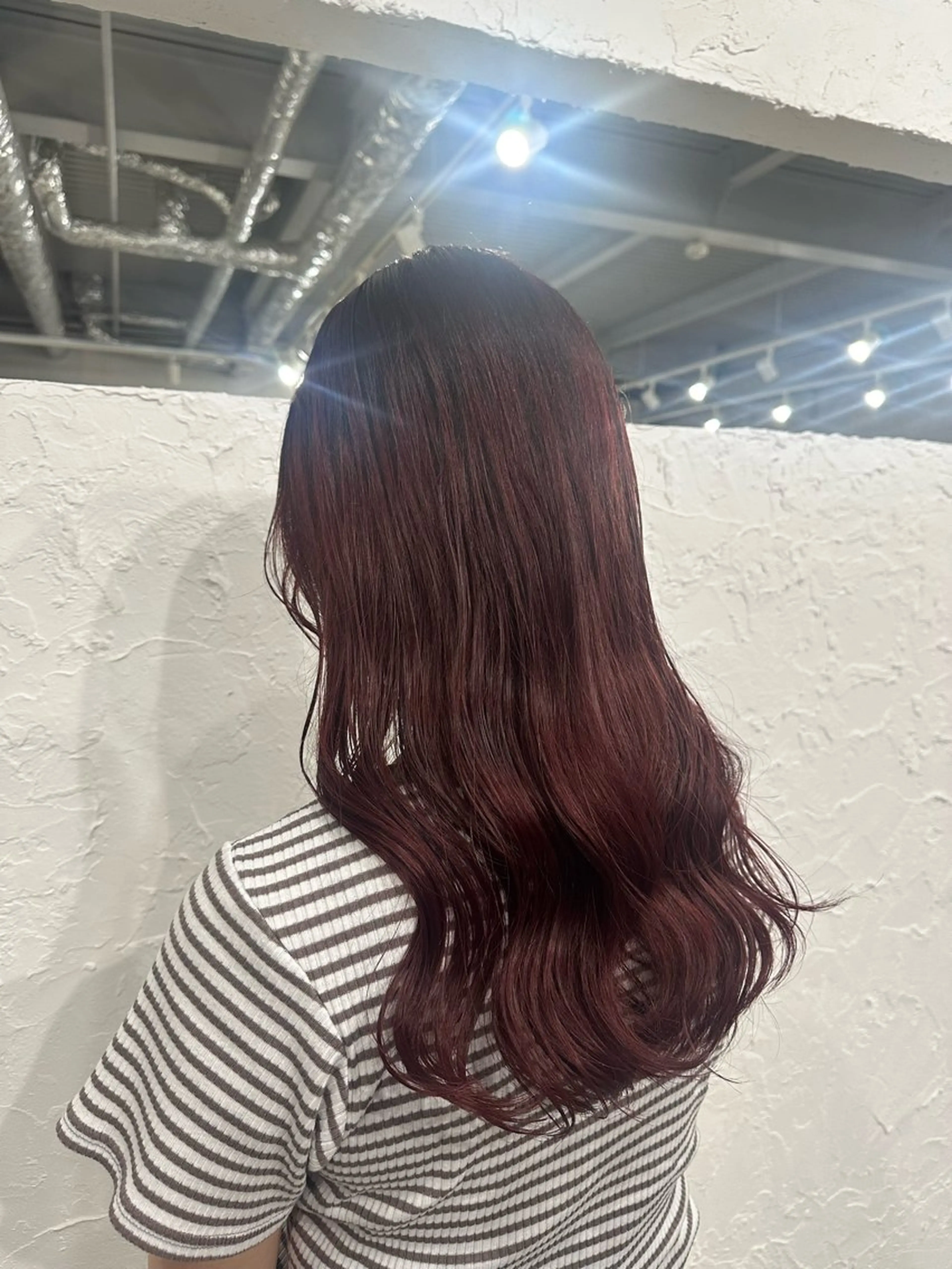 ロング ヘアカラー Iwama momokaのヘアスタイル