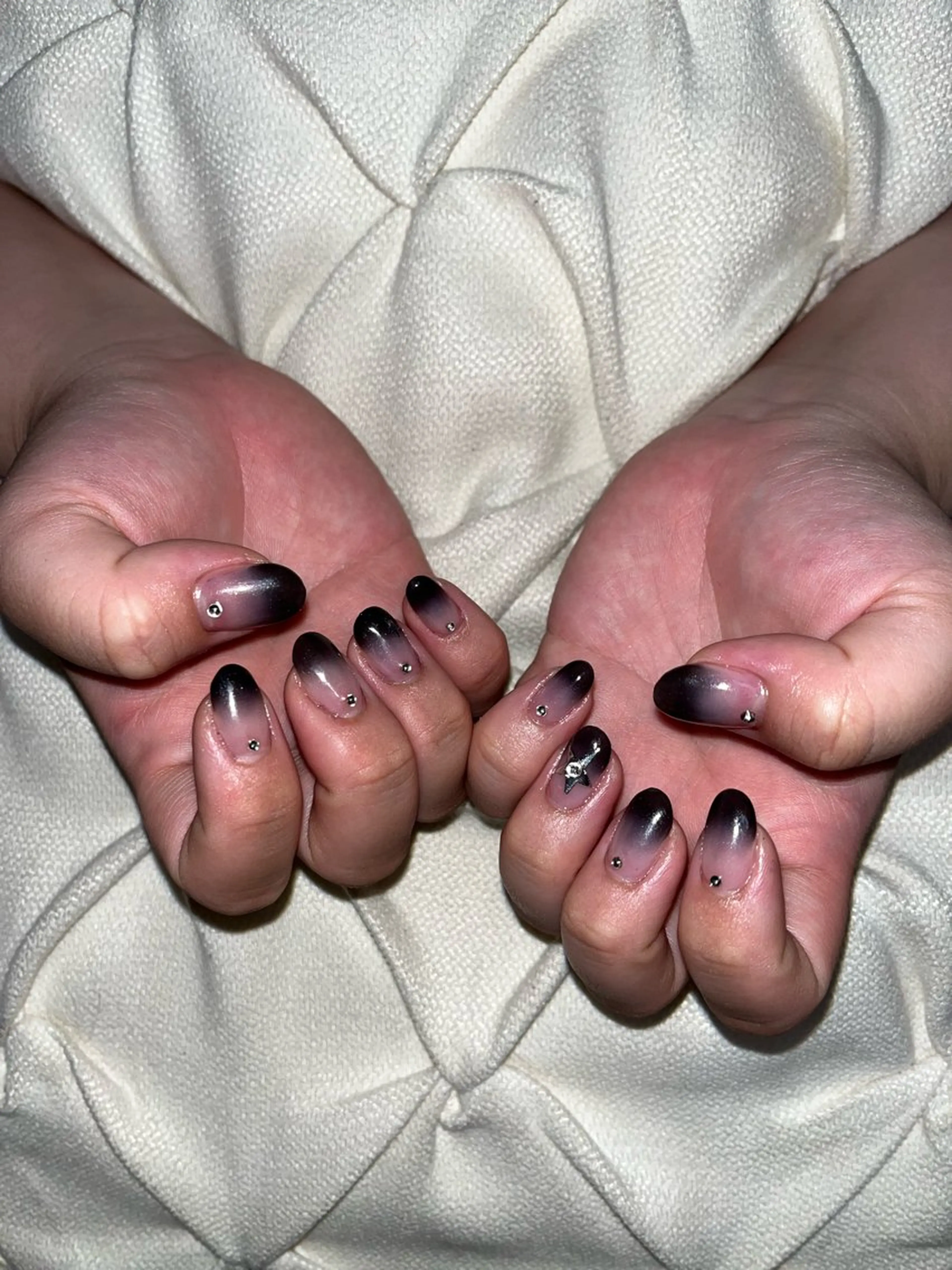 ネイル ハンドネイル nail.salon .Reversalのネイルデザイン