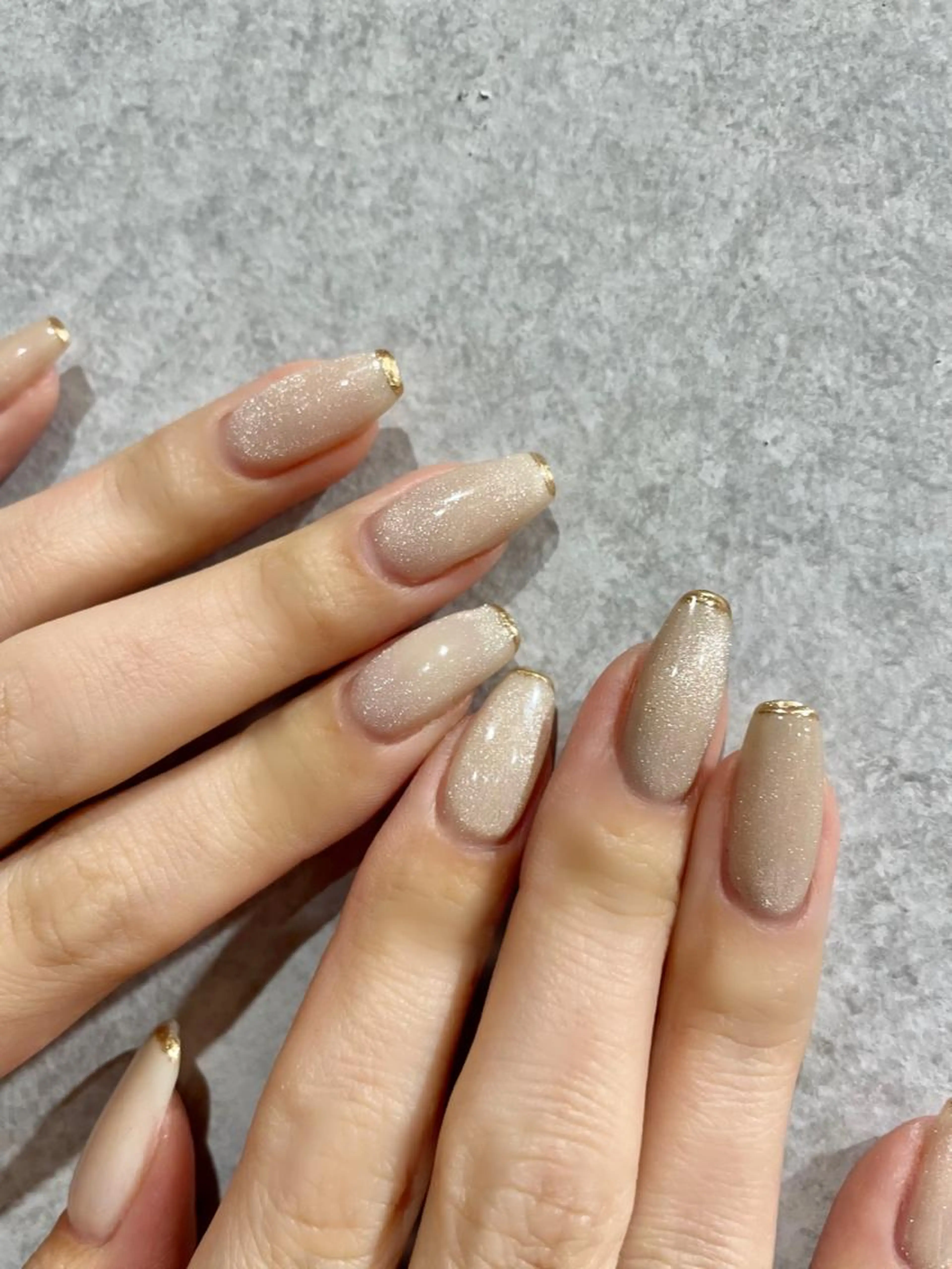 平日限定✨オフありマグネットネイル✨の写真