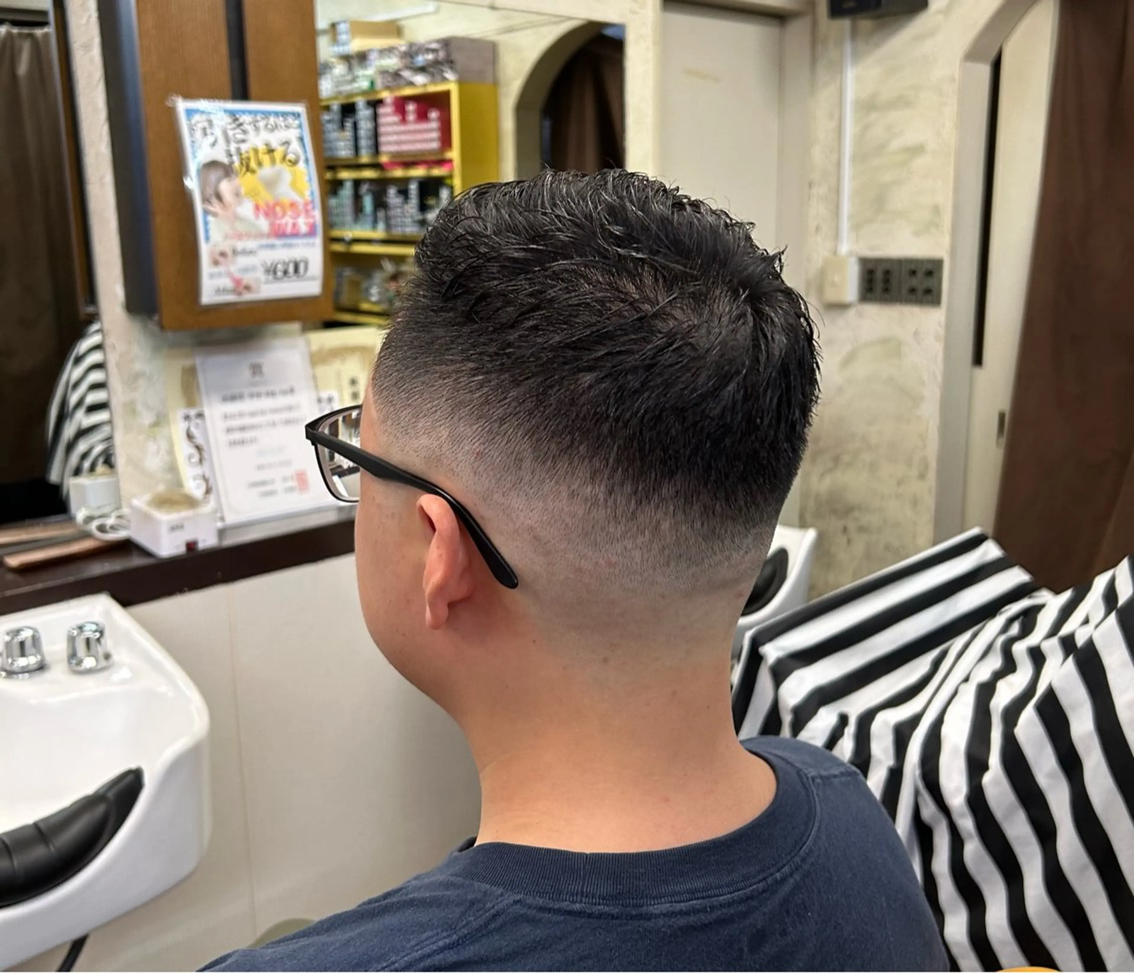 ショート メンズ フェードカット スキンフェード 新宿メンズカット✂︎ 能戸蒼生💈のヘアスタイル