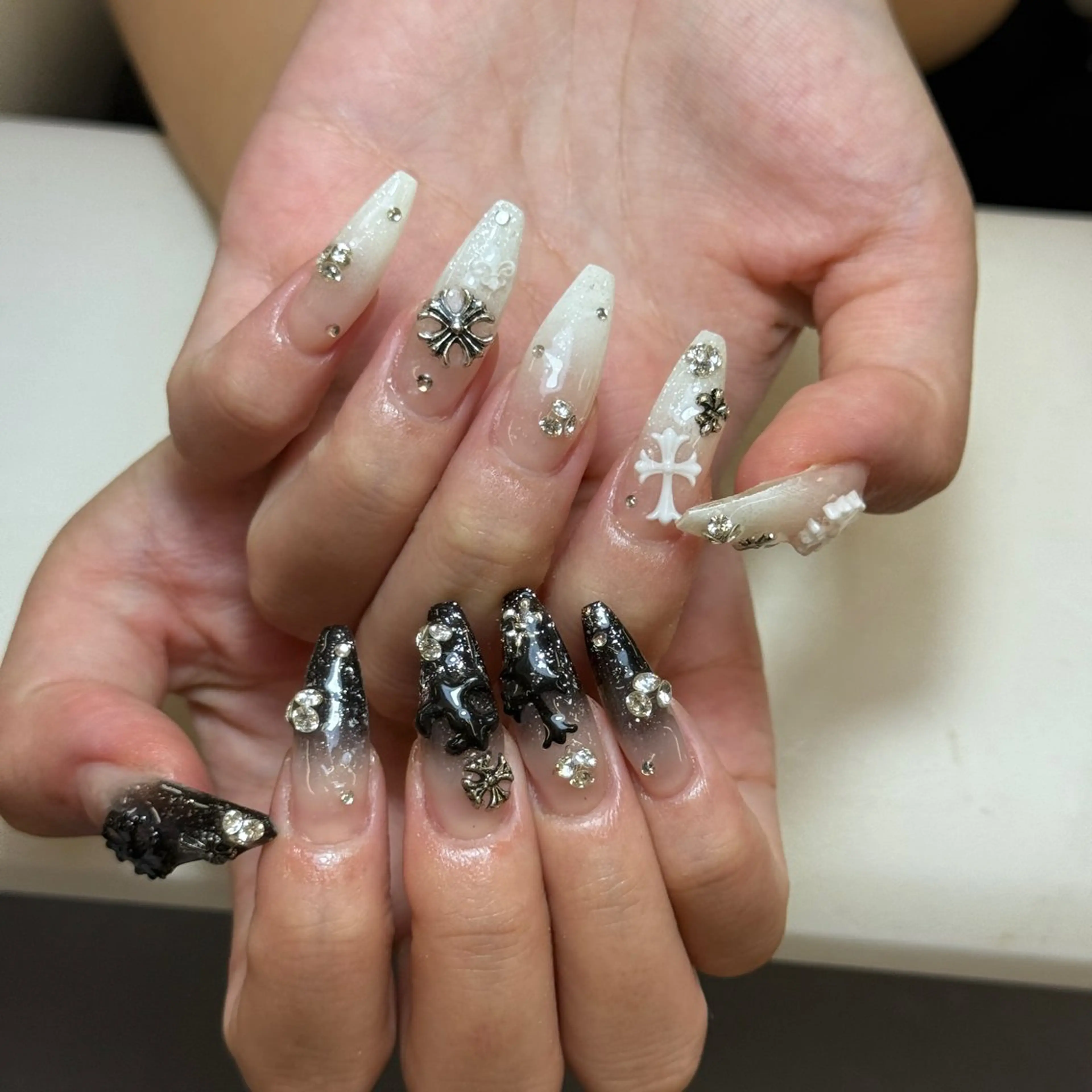 ネイル ハンドネイル ANH NAIL ゴテゴテ専門店💎のネイルデザイン