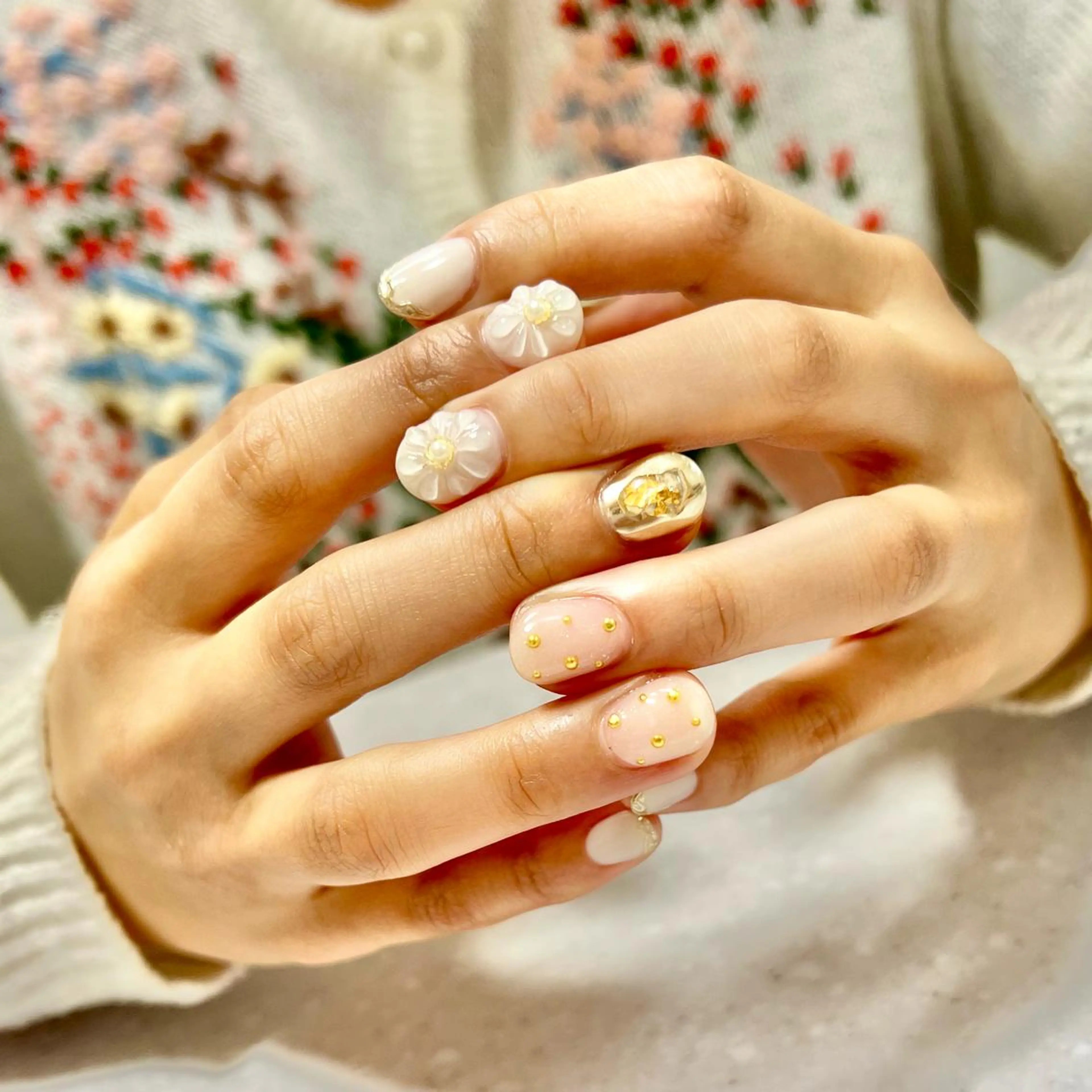 ネイル 成人式 ドット フラワーネイル 韓国ネイル ミラーネイル ステラ marikominoのネイルデザイン