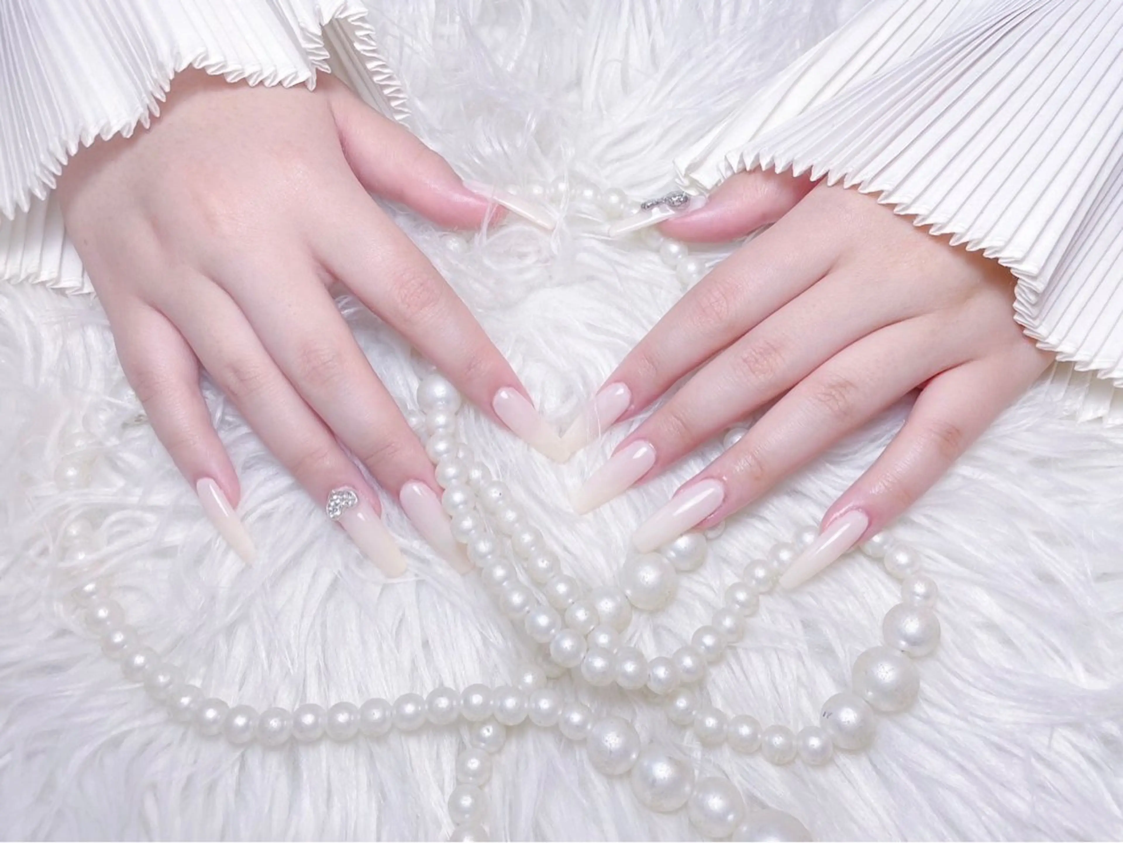 ネイル ☁️Yun nail KiKi☁️のネイルデザイン