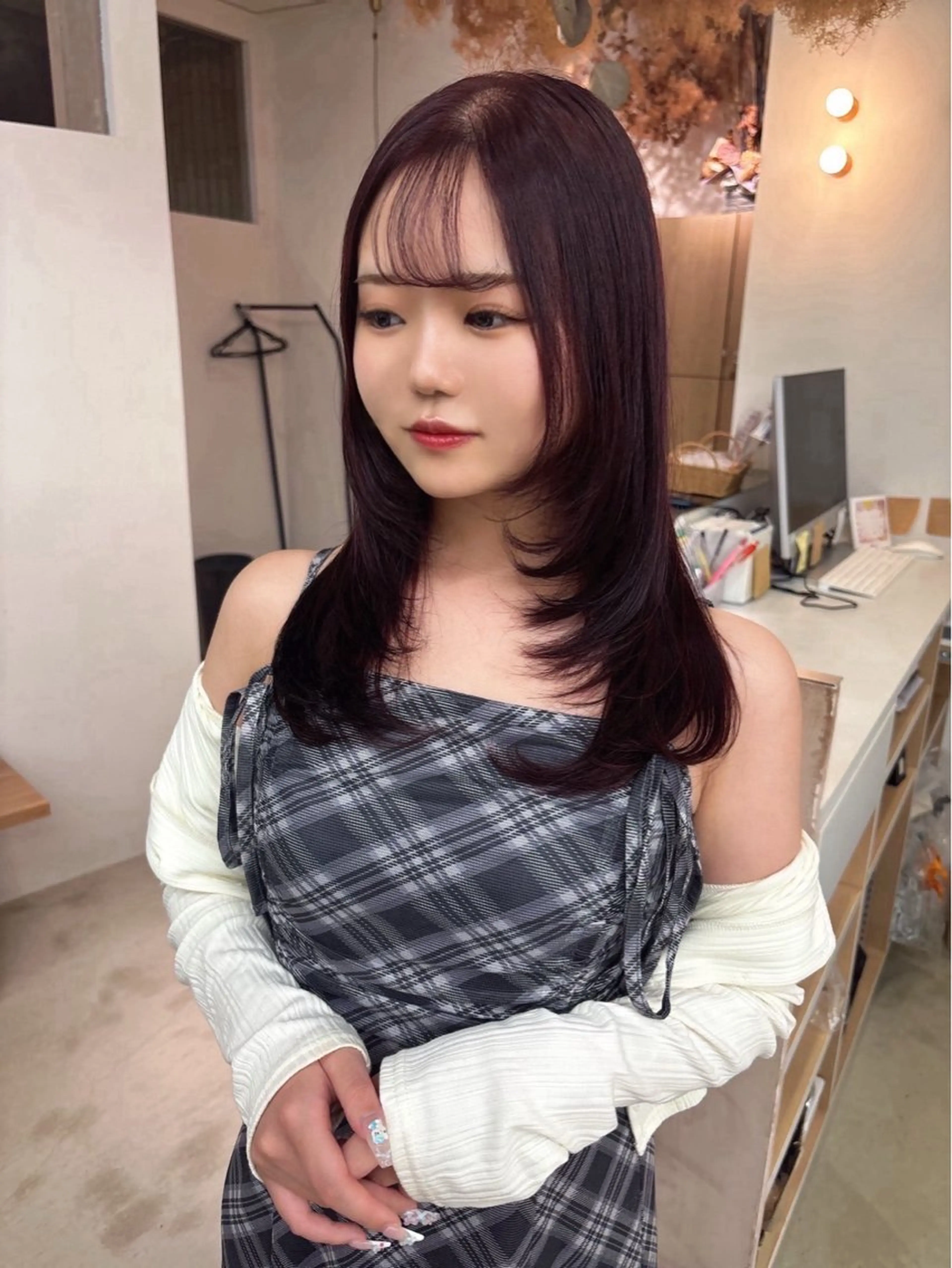 ロング レイヤーカット Vince所属・Vince Saoriのヘアスタイル