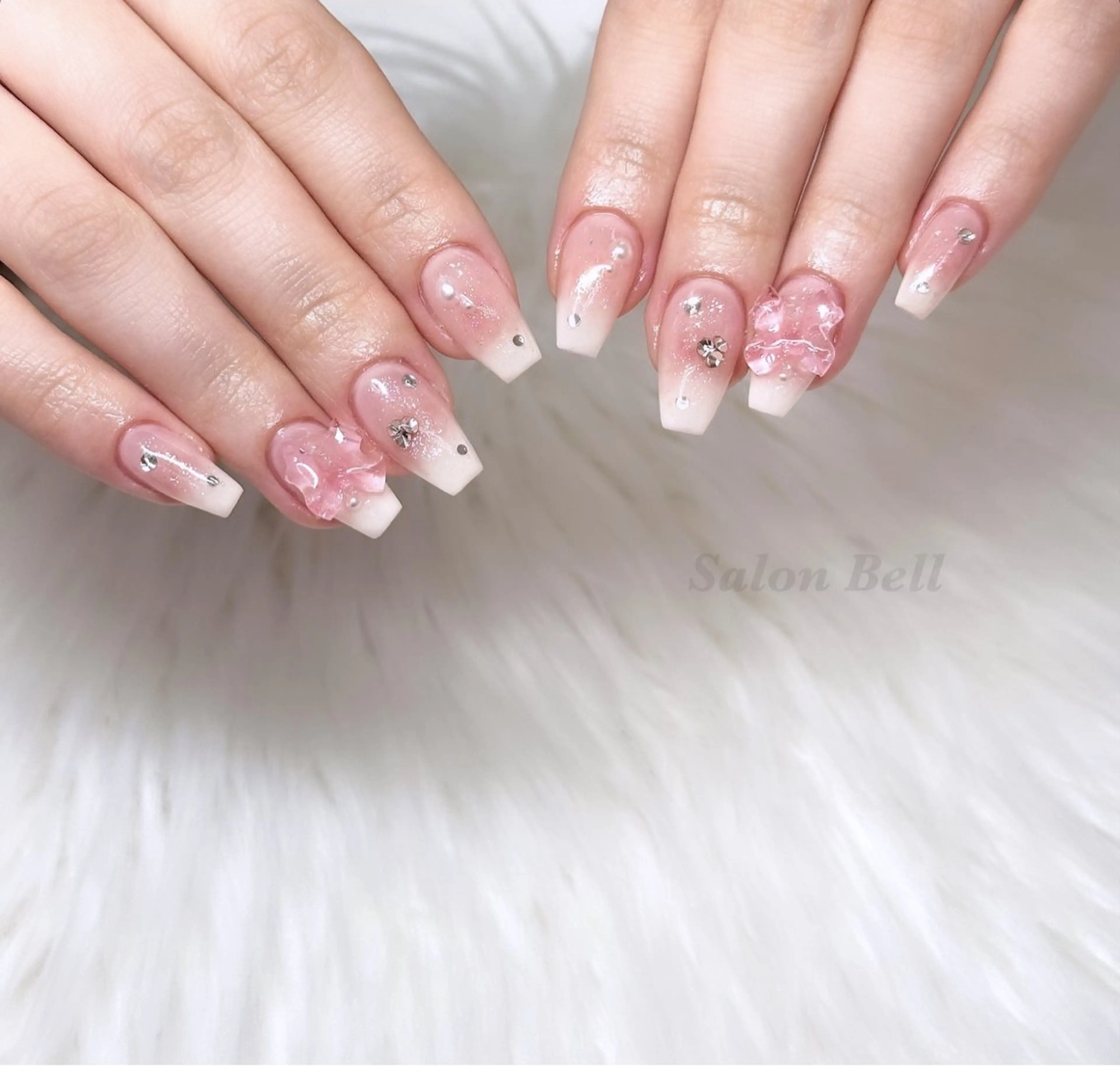 ネイル Bell 富田林店 SAYAKAのネイルデザイン