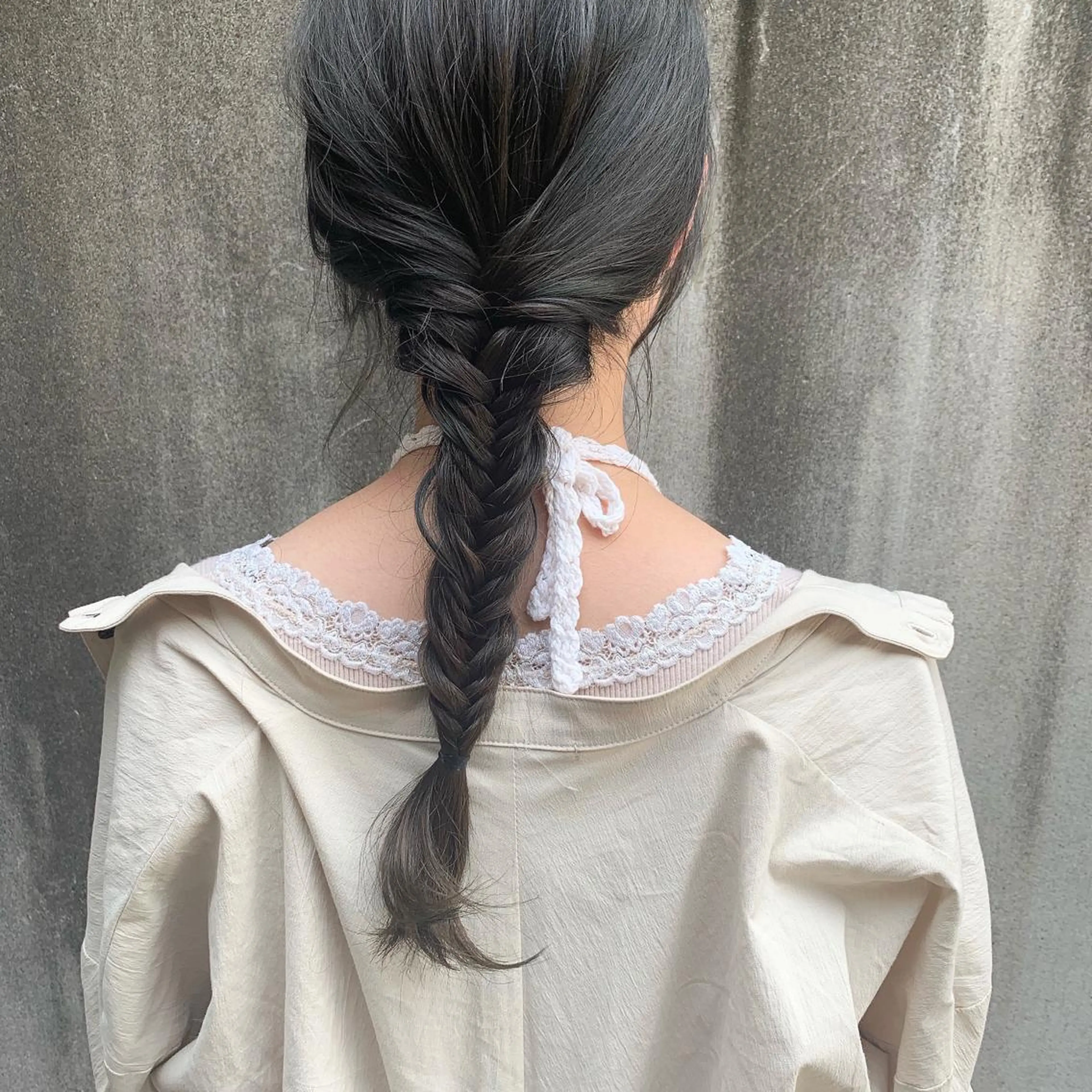 セミロング ヘアアレンジ 簡単アレンジ Nico所属・Nico🌛 Karenのネイルデザイン