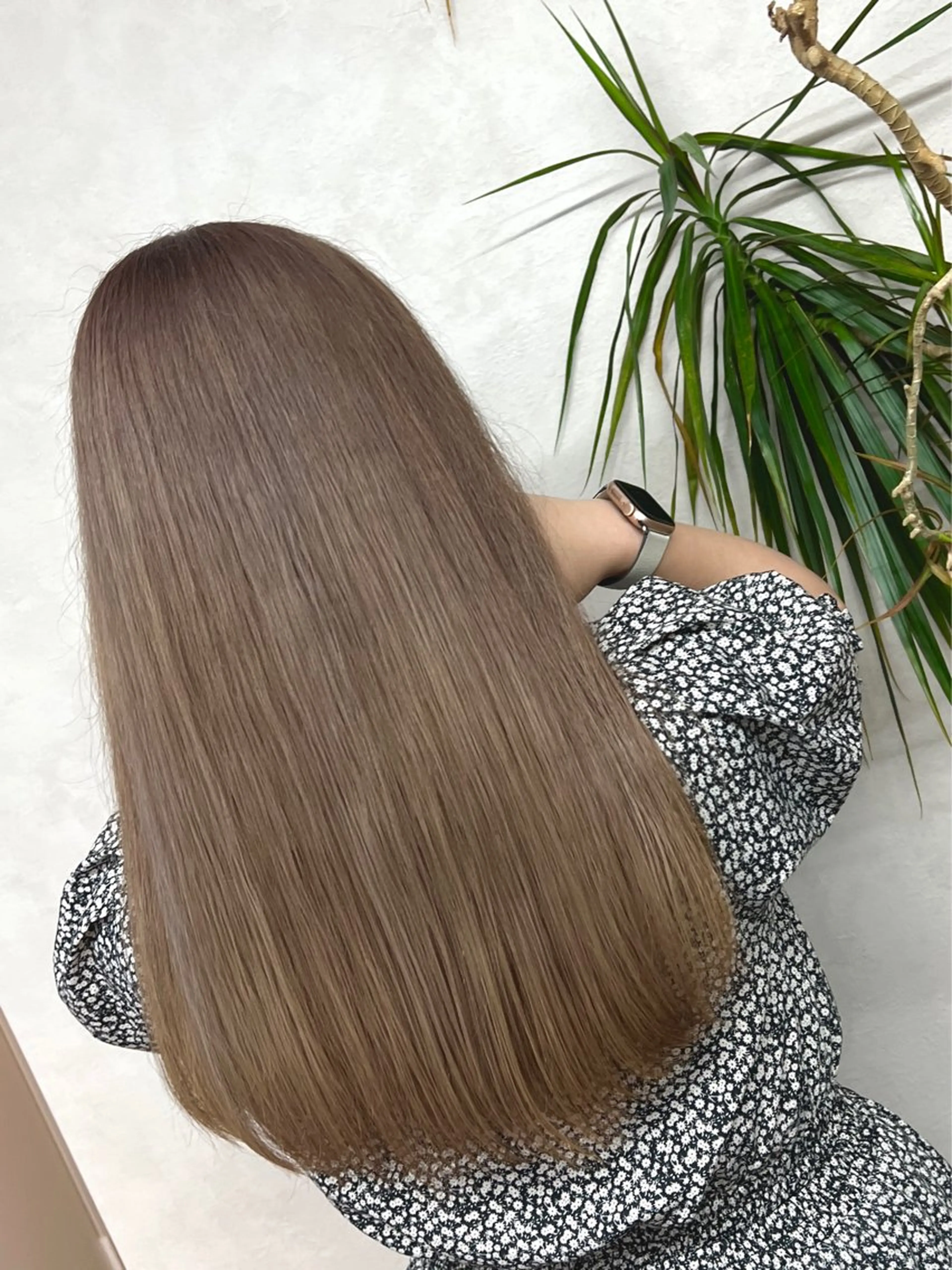 ロング ハイライト トリートメント カット ヘアカラー 🌷かわばた めい🌷のヘアスタイル