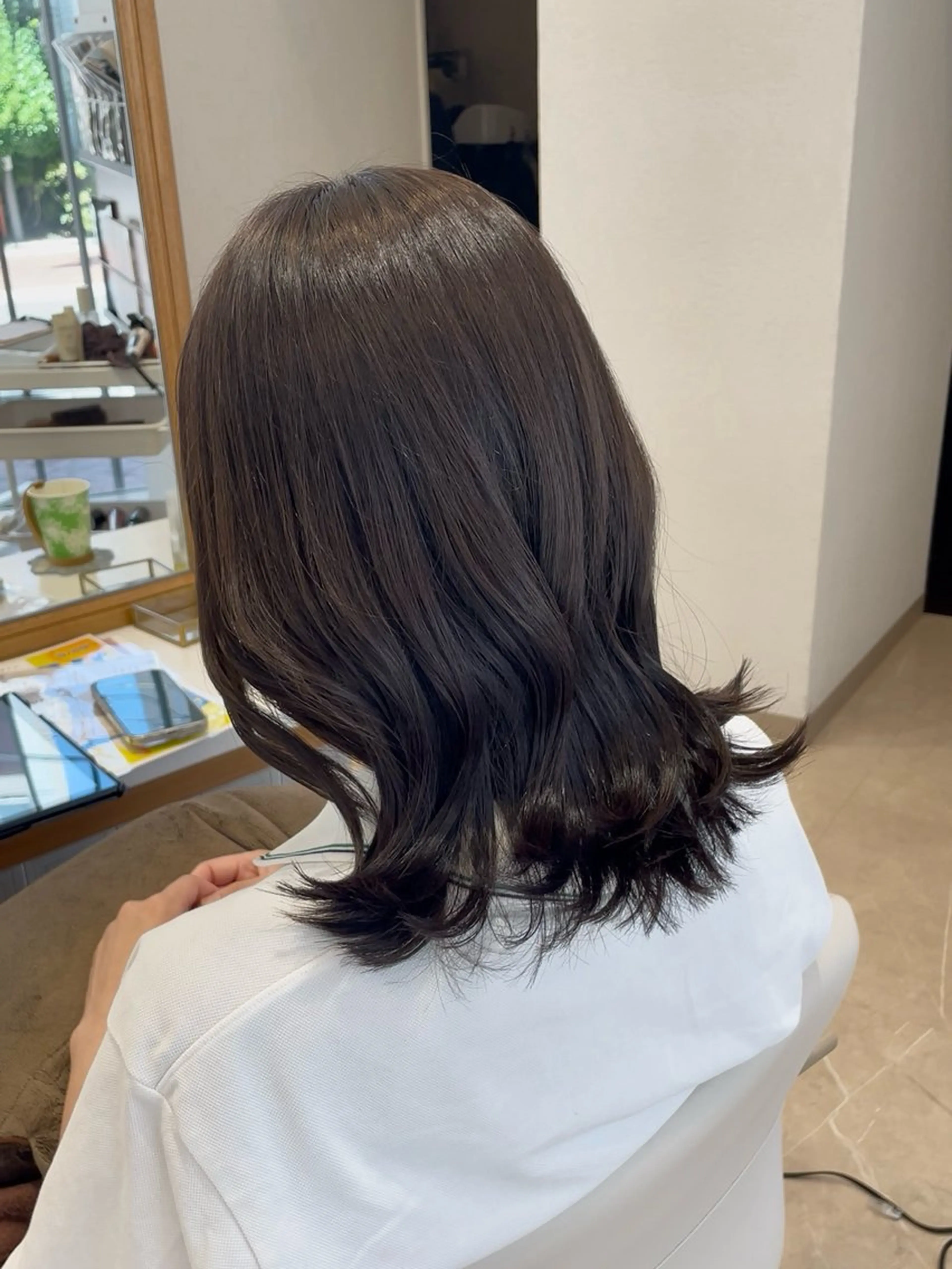 ミディアム カット ヘアカラー トリートメント ヘッドスパ ヘッドスパ／透明感 カラー伊藤 千尋のヘアスタイル