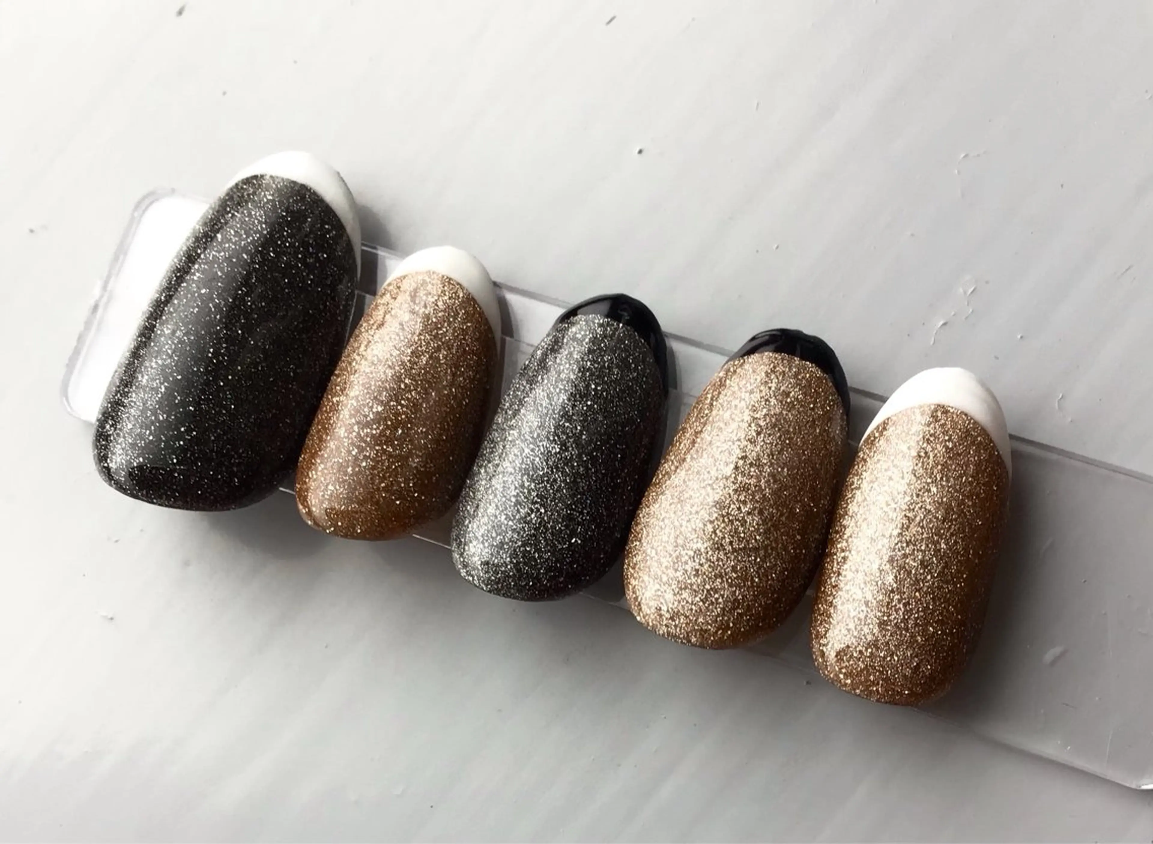 ネイル Roger 舞のネイルデザイン