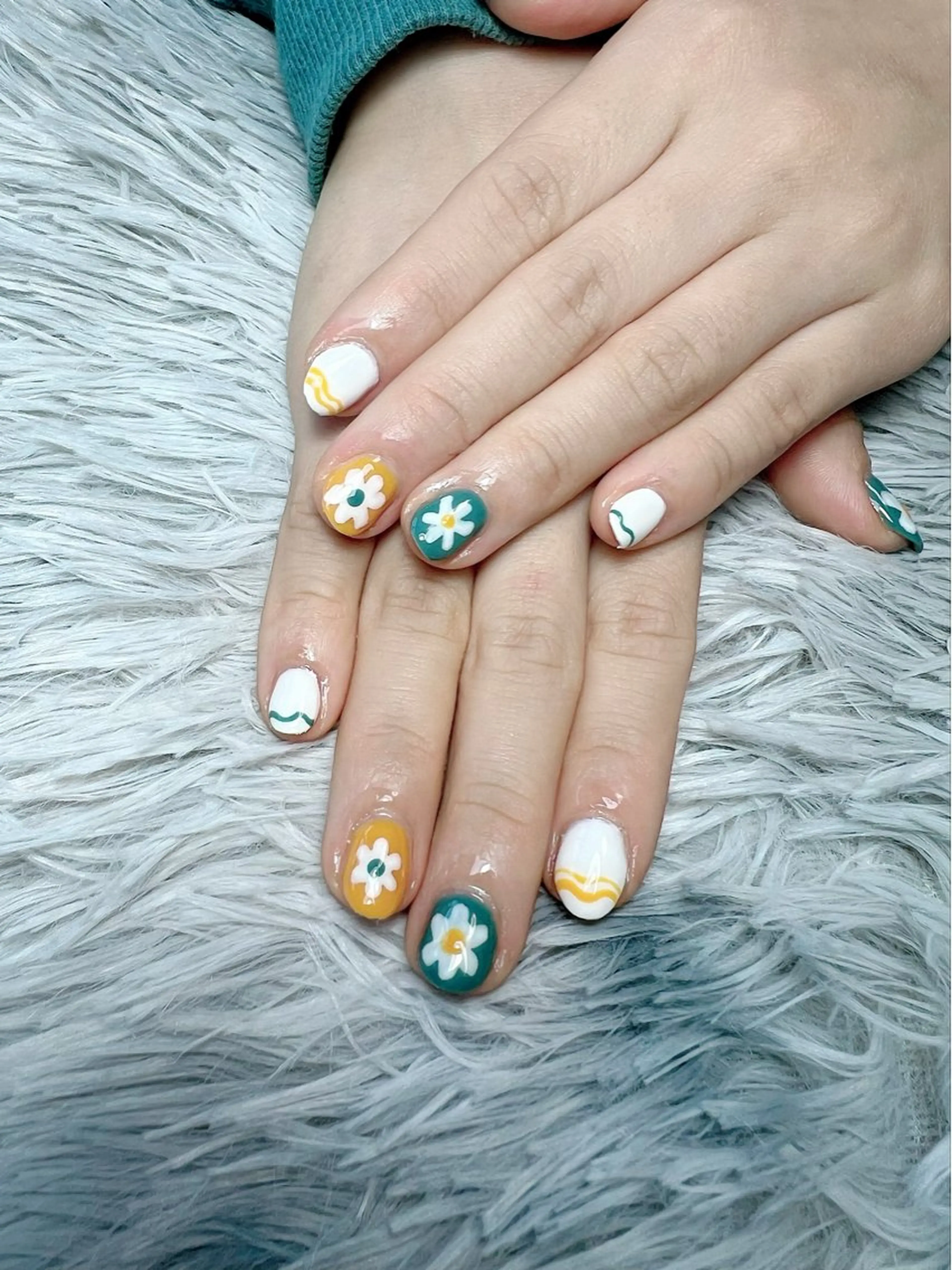 ネイル アートネイル ジェルネイル 春ネイル ハンドネイル シェヌネイル JURAのネイルデザイン