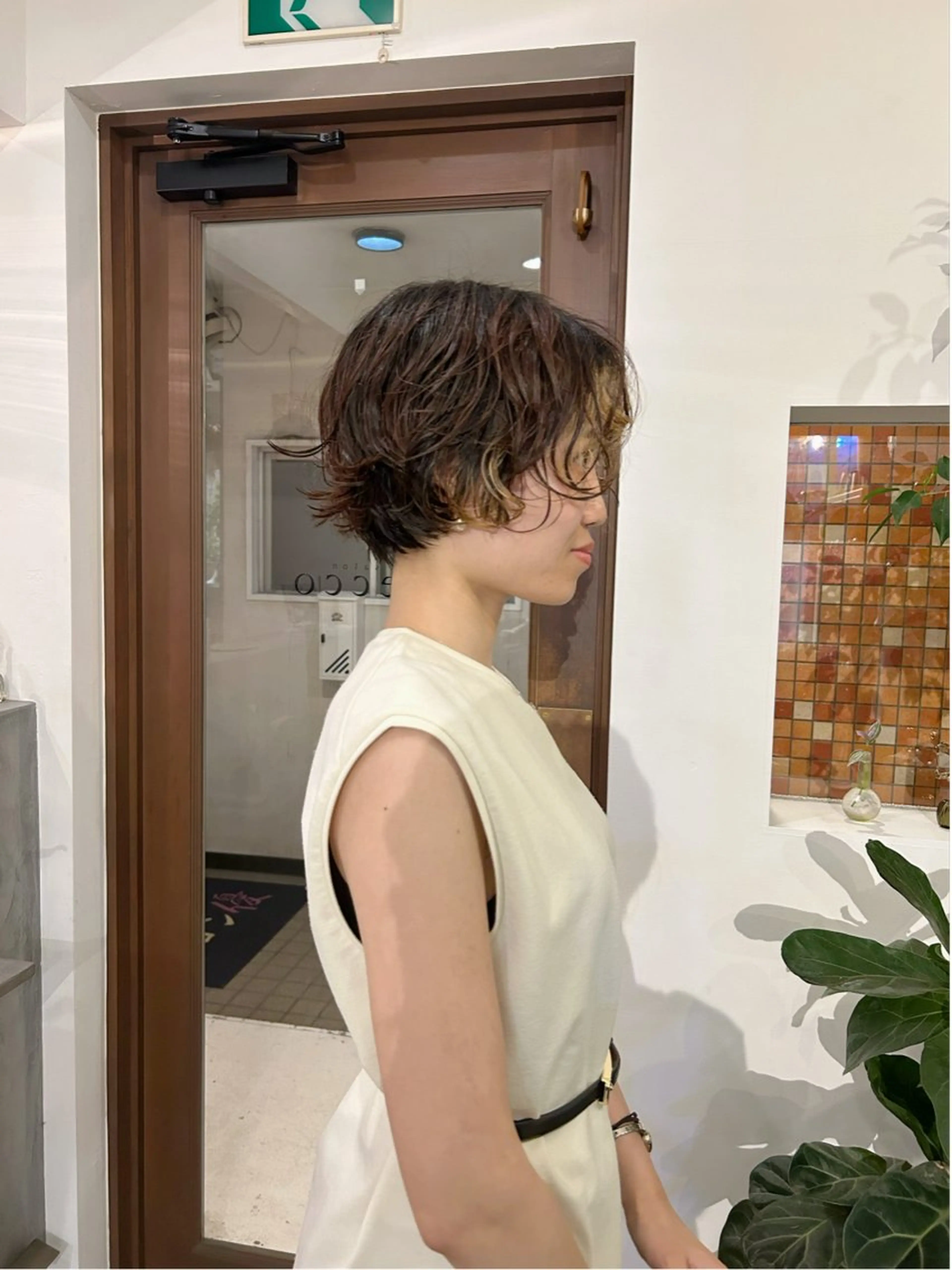 ショート パーマ ショートヘア ニュアンスパーマ カット パーマ 谷澤 朋佳のヘアスタイル