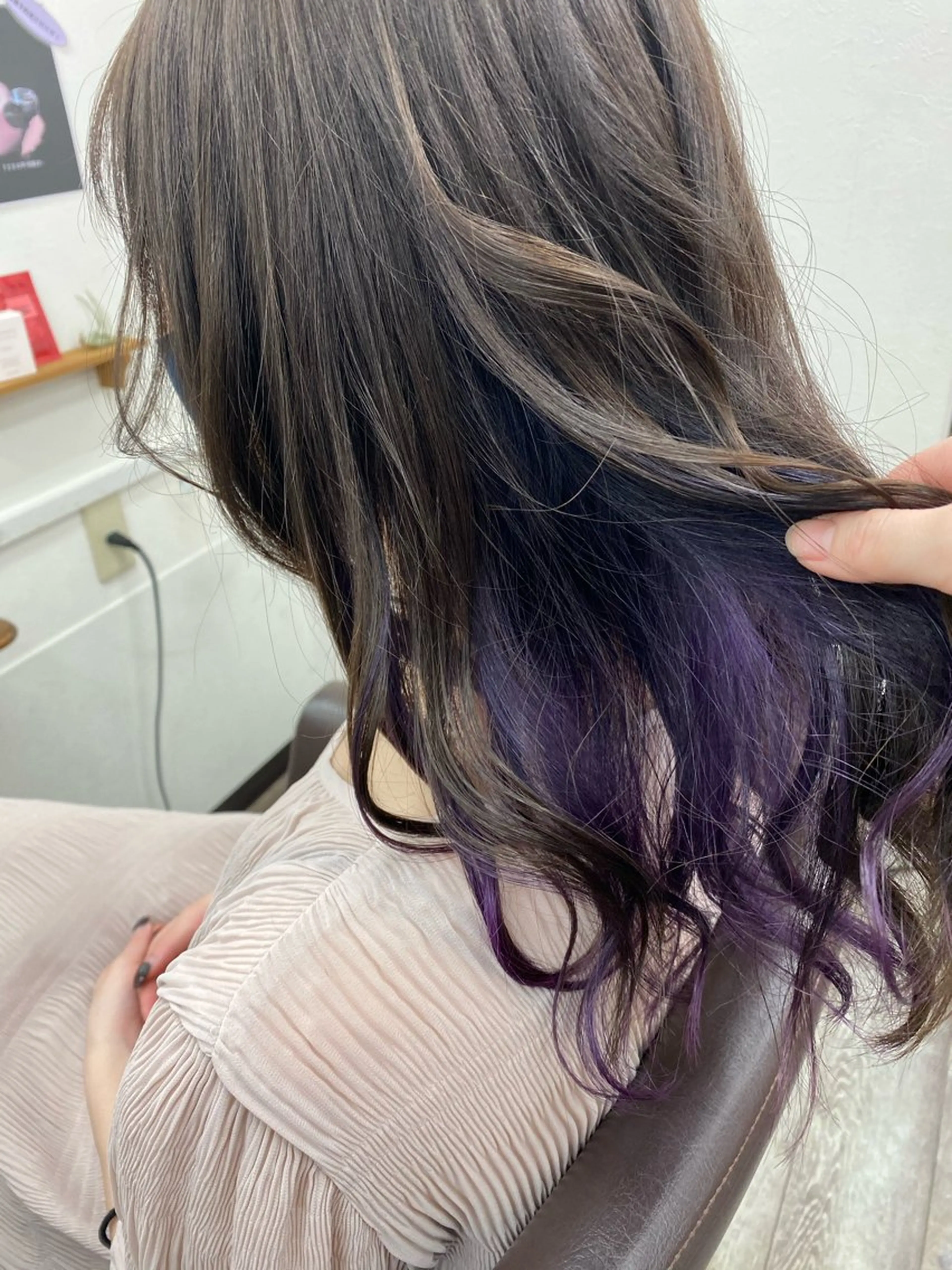 セミロング もとき ゆいなのヘアスタイル