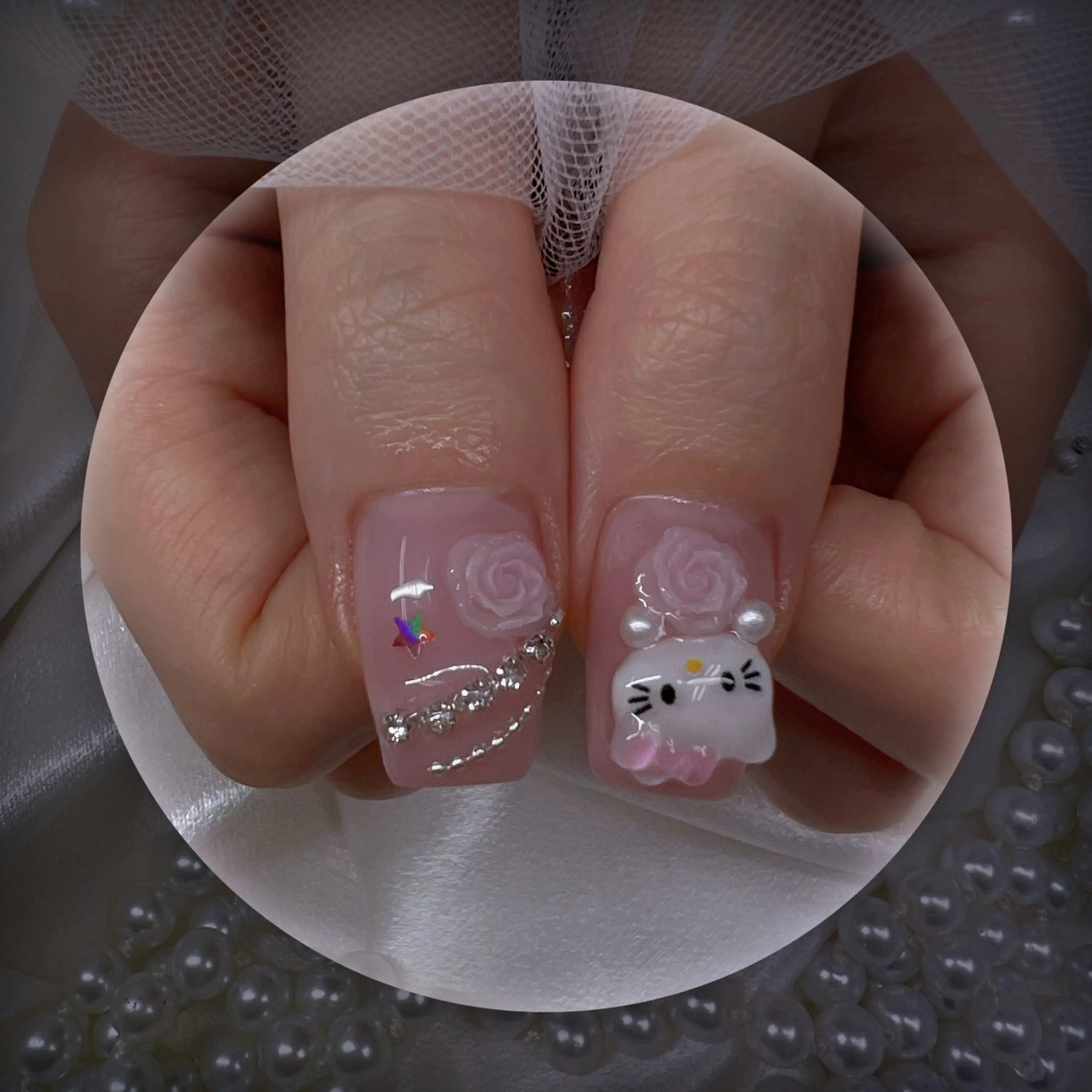 ネイル チークネイル フレンチネイル ガーリー グラデーション マグネットネイル Chill Nailsalonのネイルデザイン