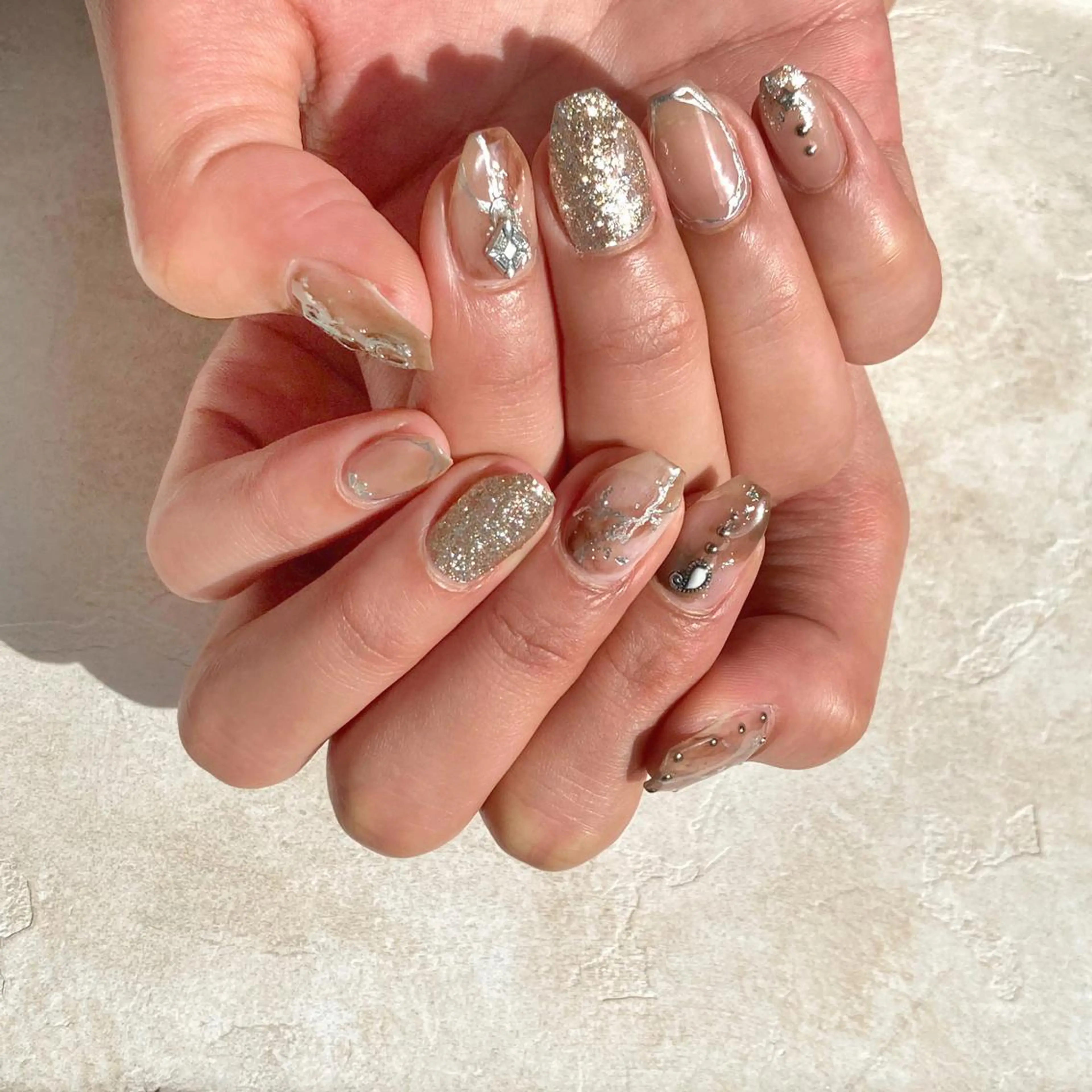 ネイル ブラウン クリアネイル ニュアンスネイル crestnail所属・小林 束紗のネイルデザイン