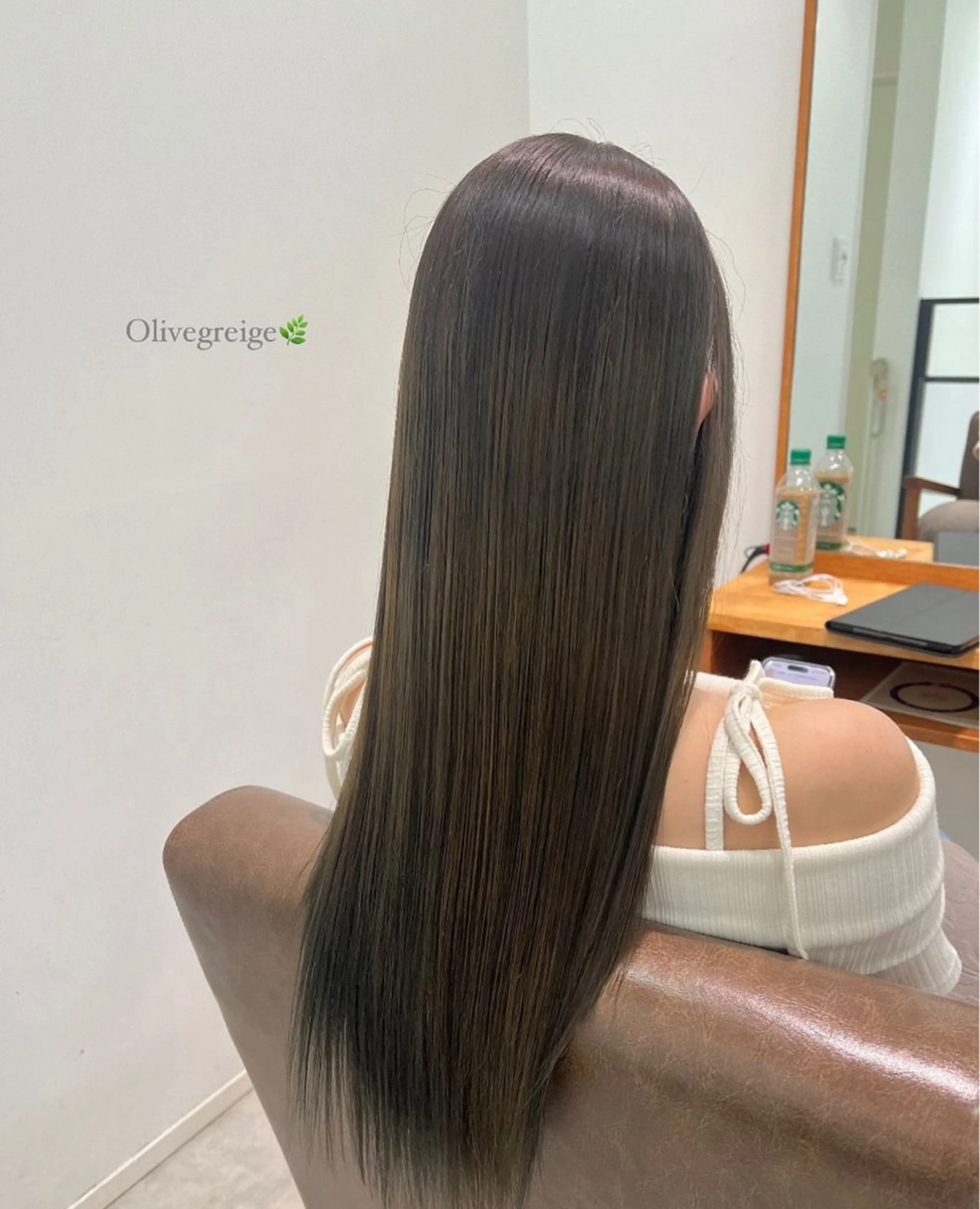ロング カラー グレージュ ヘアカラー トリートメント ヘッドスパ 黒阪 なみのヘアスタイル