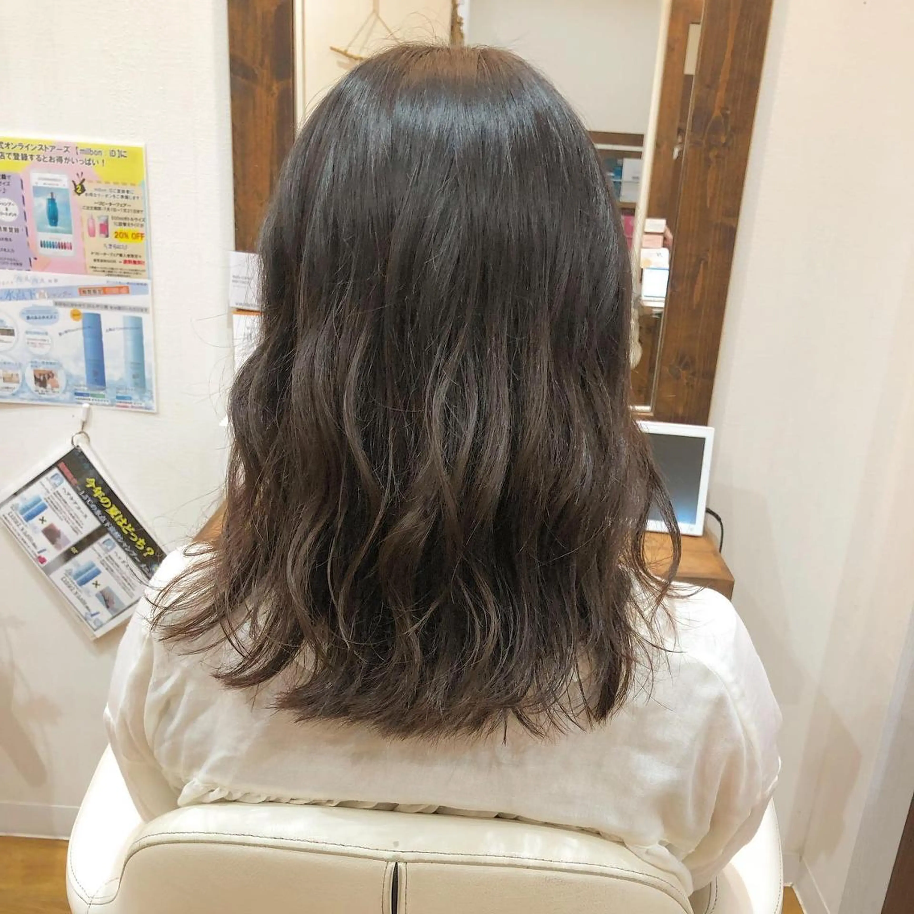 カラー アディクシーカラー アッシュ ブリーチ ダブルカラー グラデーションカラー 🌈ハイトーン/ ワタル🌈のヘアスタイル