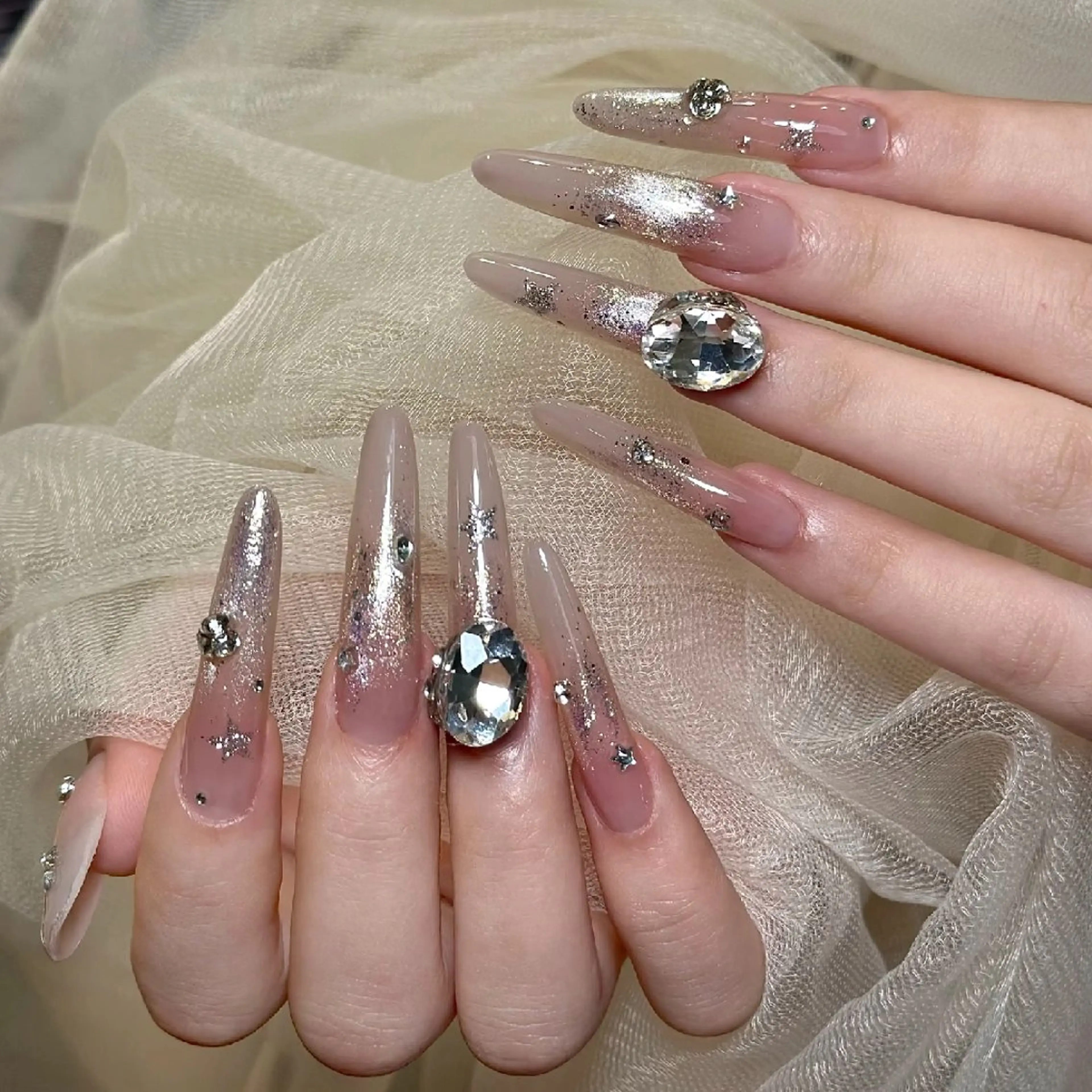 ネイル ネイリストゆか 💅のネイルデザイン