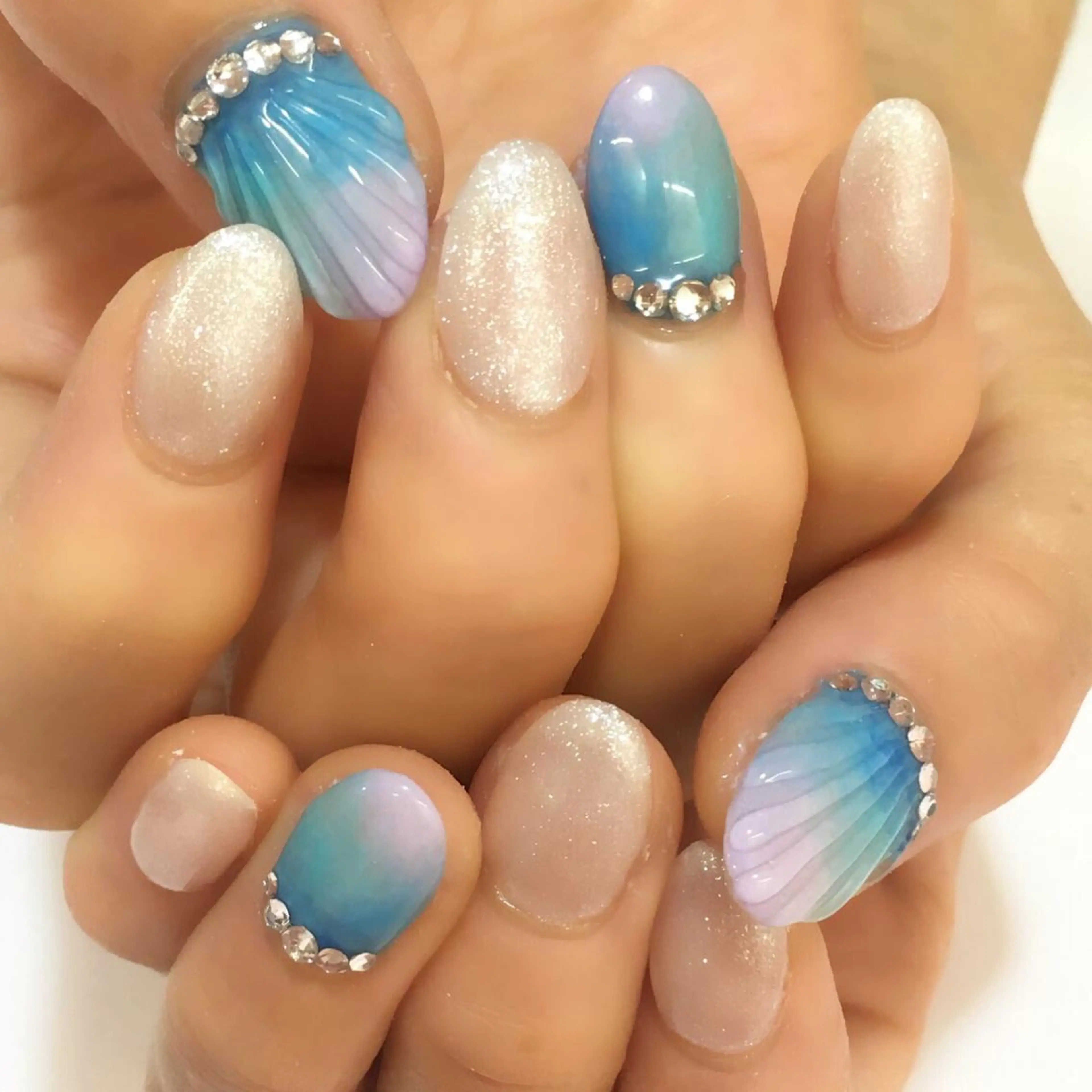 ミディアム カラー パーマ ヘアアレンジ メンズ キッズ ネイル マツエク・マツパ 学生（メンズ向け） 付け放題 学生 アートネイル フットネイル NAILSGOGO shibuyaのネイルデザイン