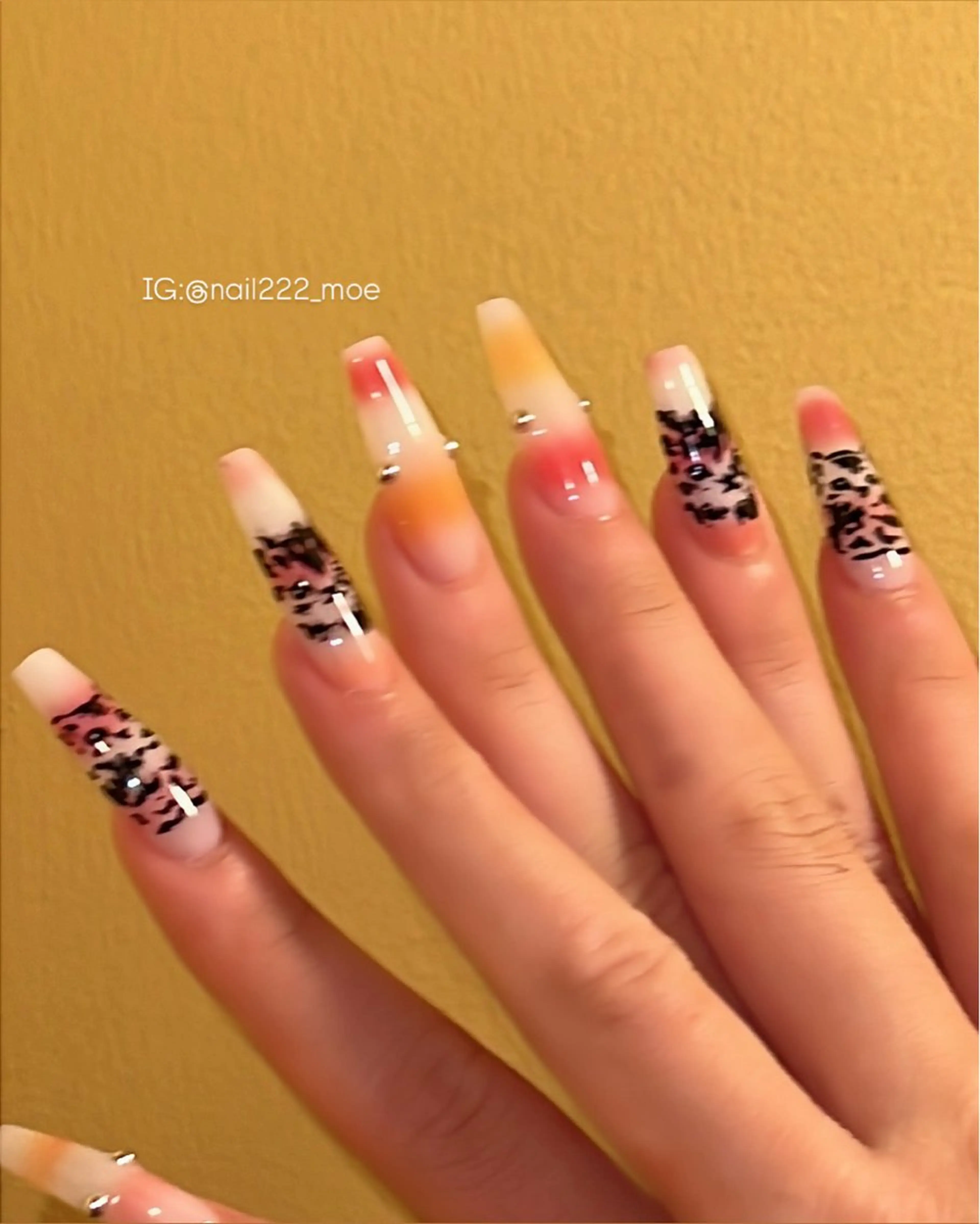 ネイル ハンドネイル ⟡.*222⋰˚☆ MöEのネイルデザイン