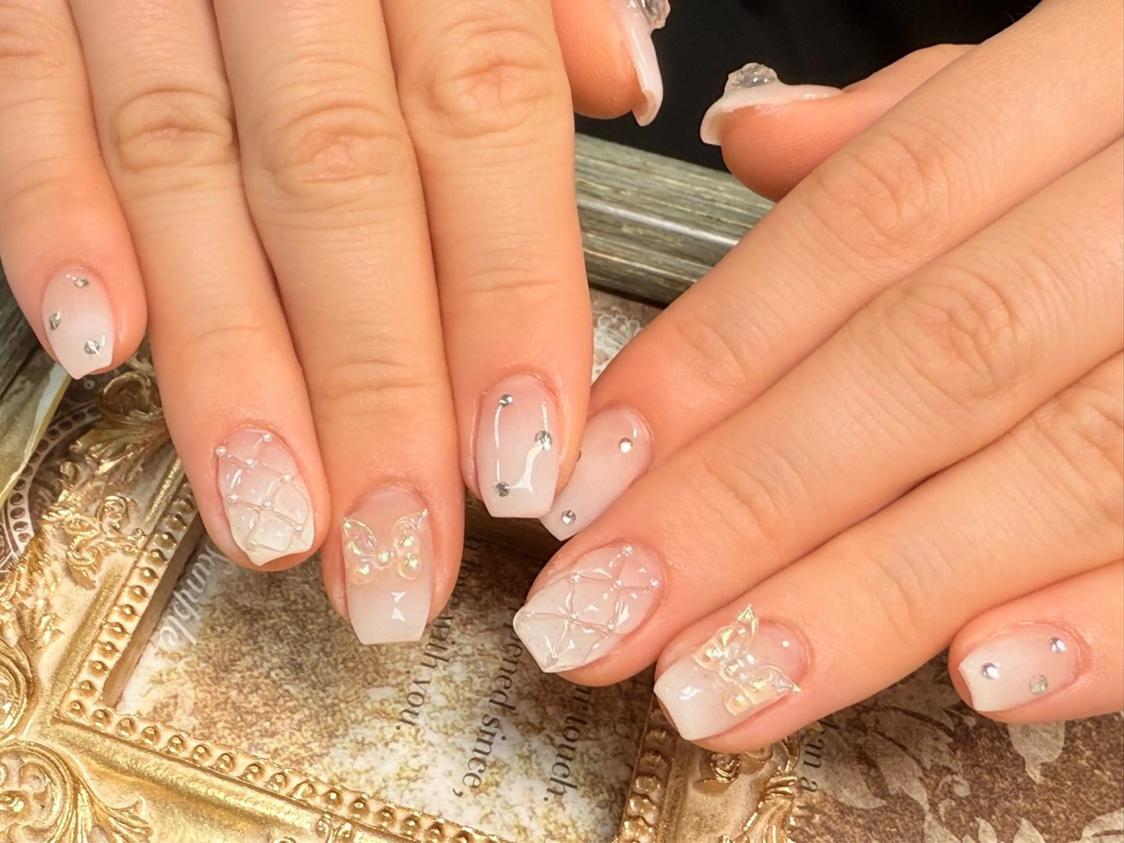 ネイル ハンドネイル JOJOネイル所属・JOJOネイル —ゆいのネイルデザイン