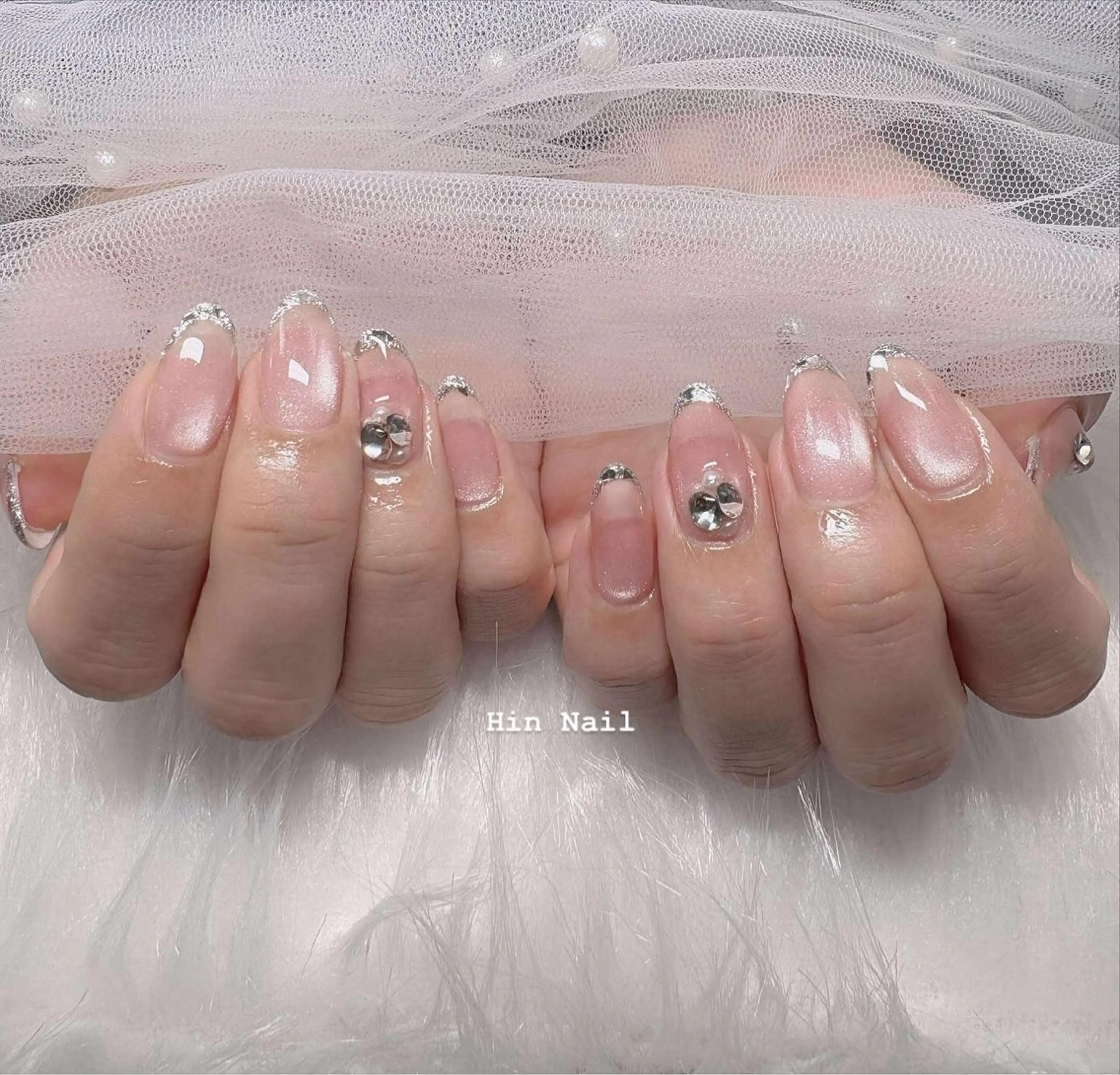 ネイル ジェルネイル ガーリー ハート 韓国ネイル 夏ネイル ハンドネイル HIN NAILのネイルデザイン