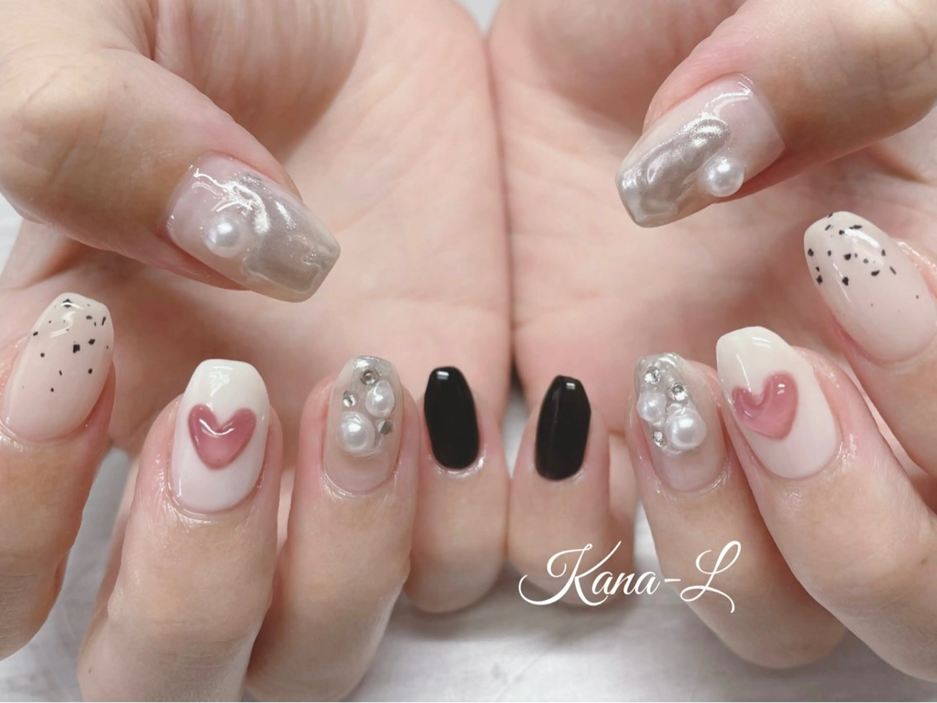 ネイル ジェルネイル ニュアンスネイル パラジェル ぷっくりネイル 芦辺 香奈のネイルデザイン