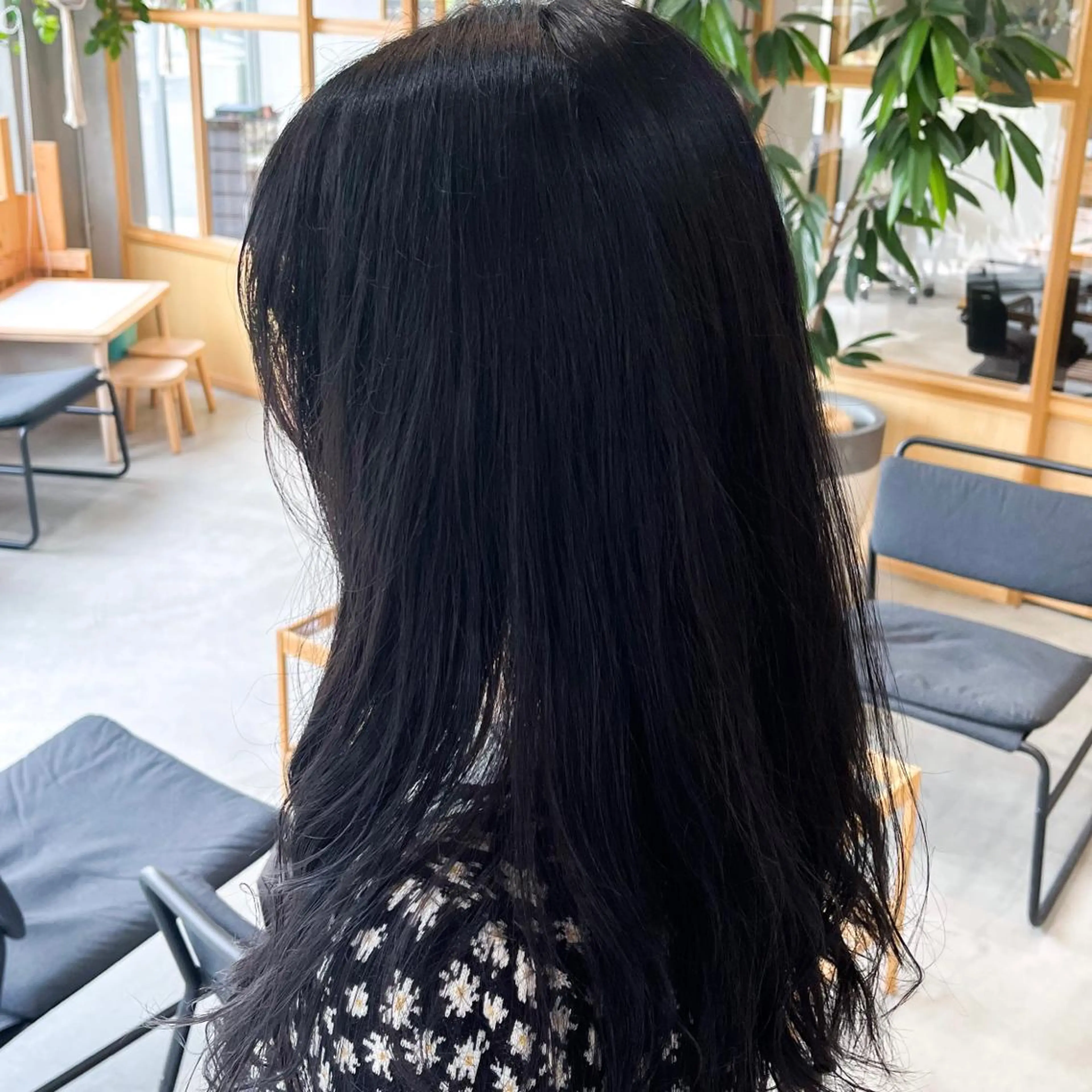 ロング カラー FERIA fam 北千里 杉本 蓮のヘアスタイル