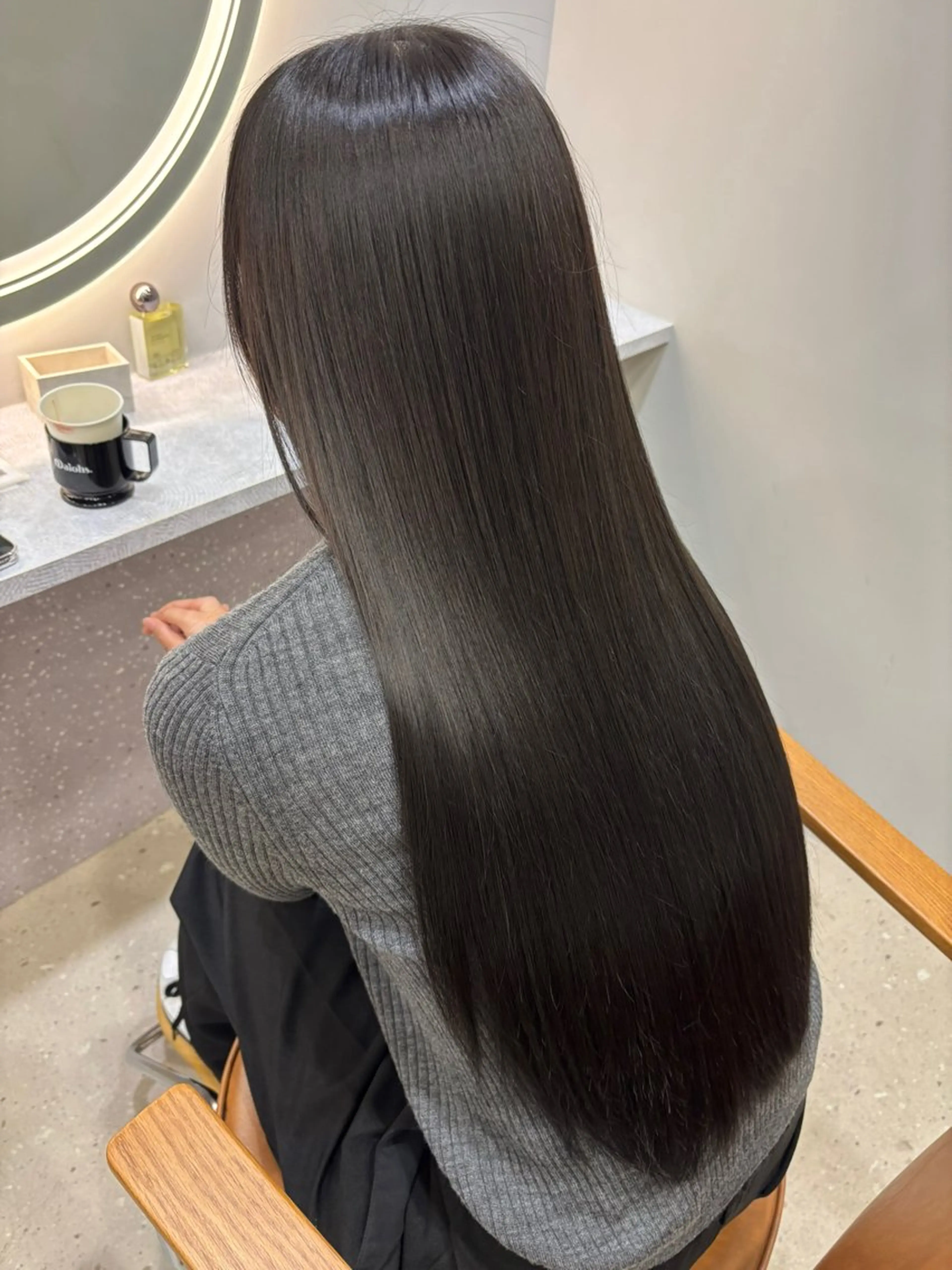 ロング カラー ⭐️店長⭐️ 小淵陸玖のヘアスタイル