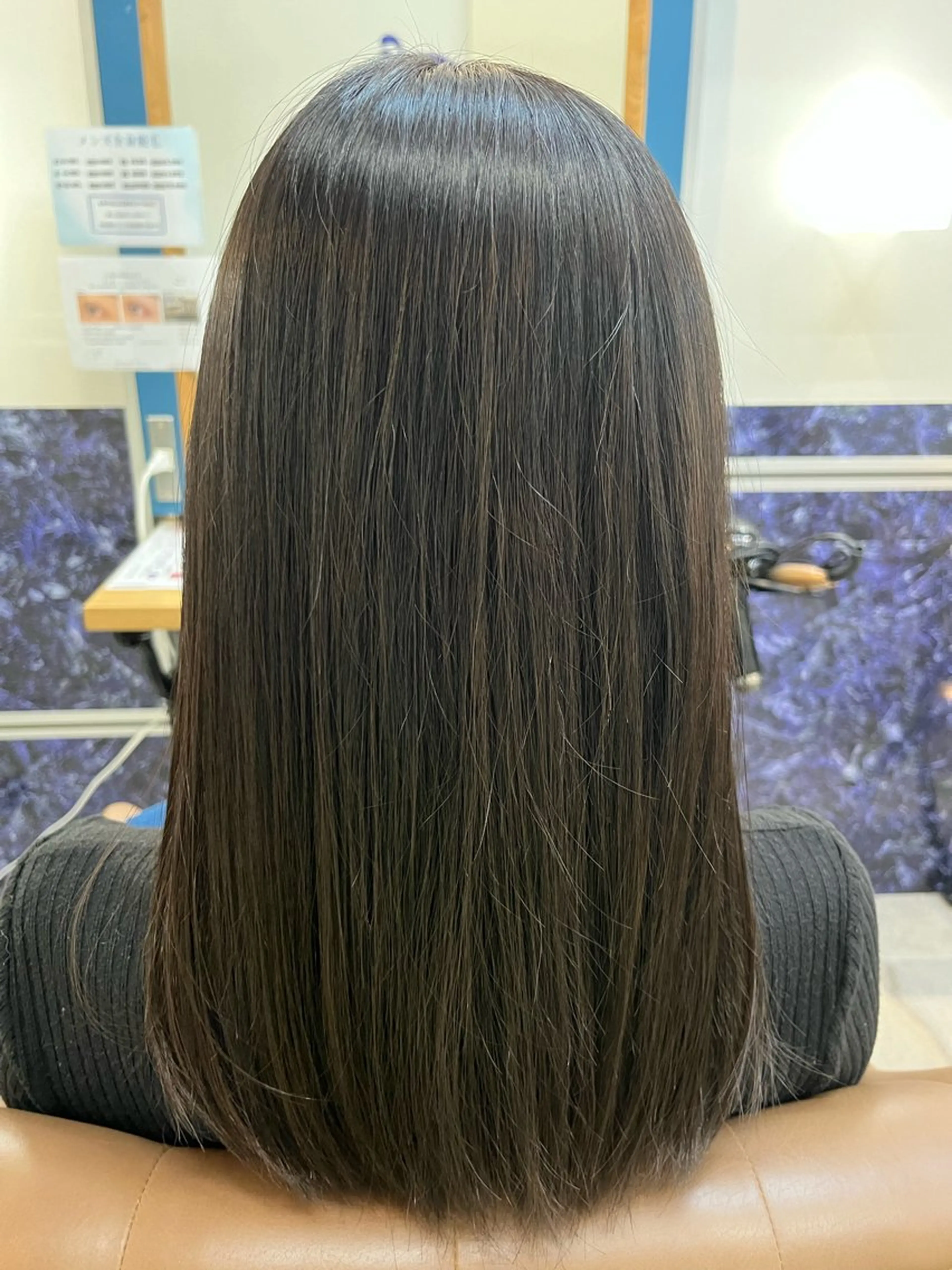 ロング カラー ヘアカラー トリートメント ヘッドスパ カラー/アイリスト 麻優のヘアスタイル